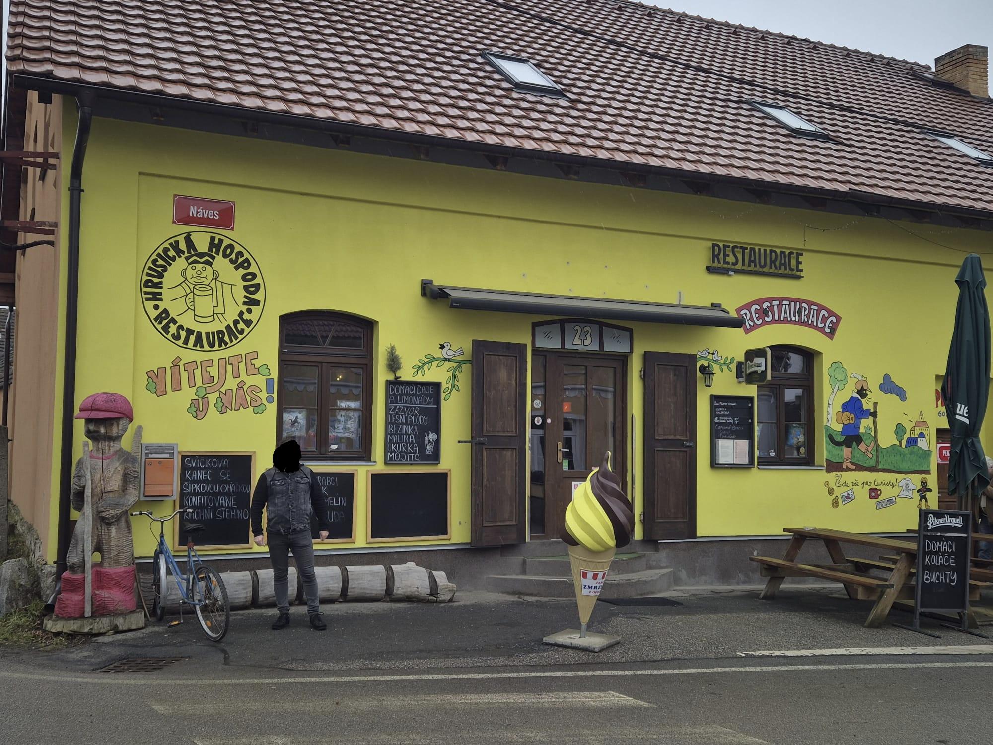 Památník Josefa Lady a jeho dcery Aleny foto 6