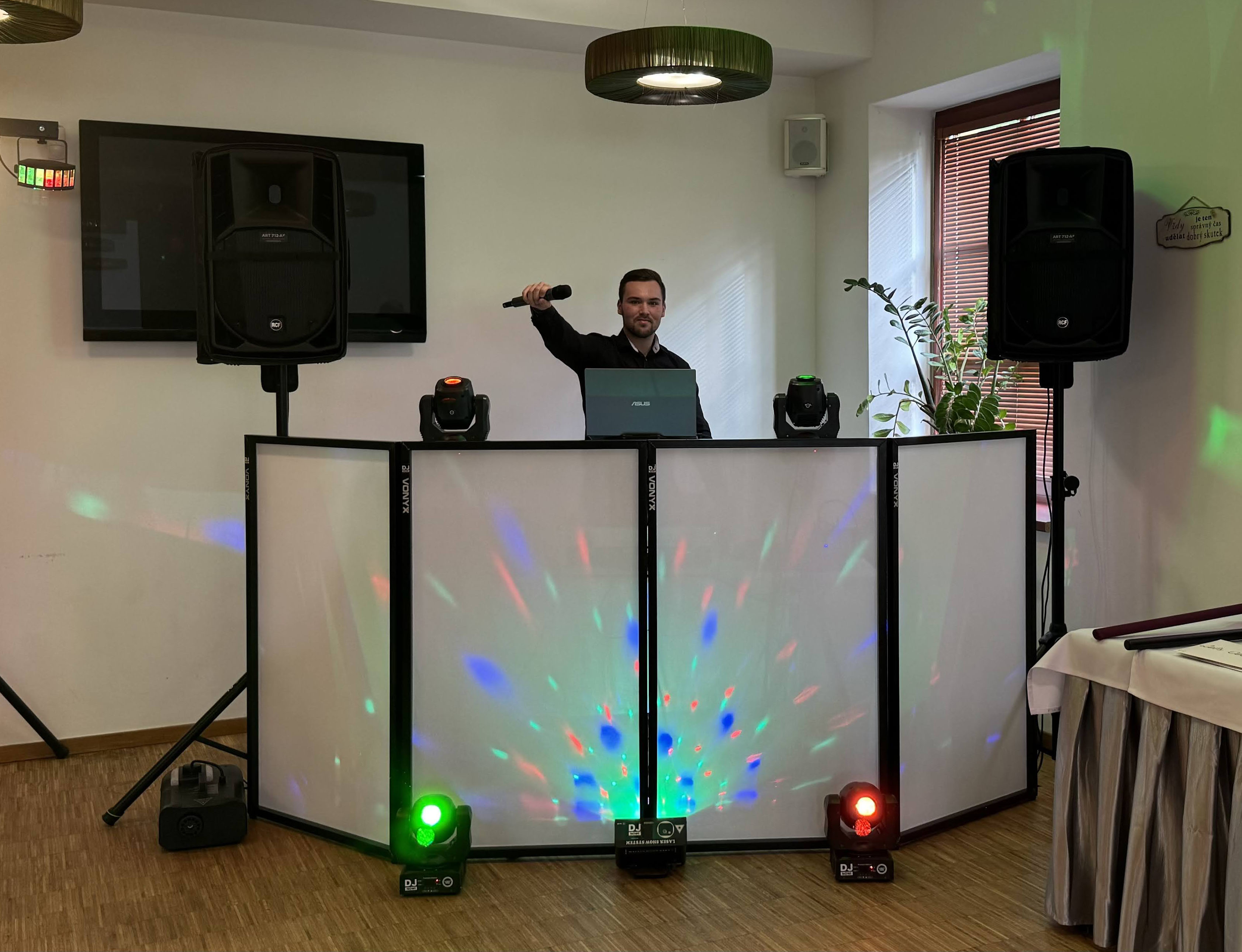 DJ NOWI - Ondřej Nowak foto 2