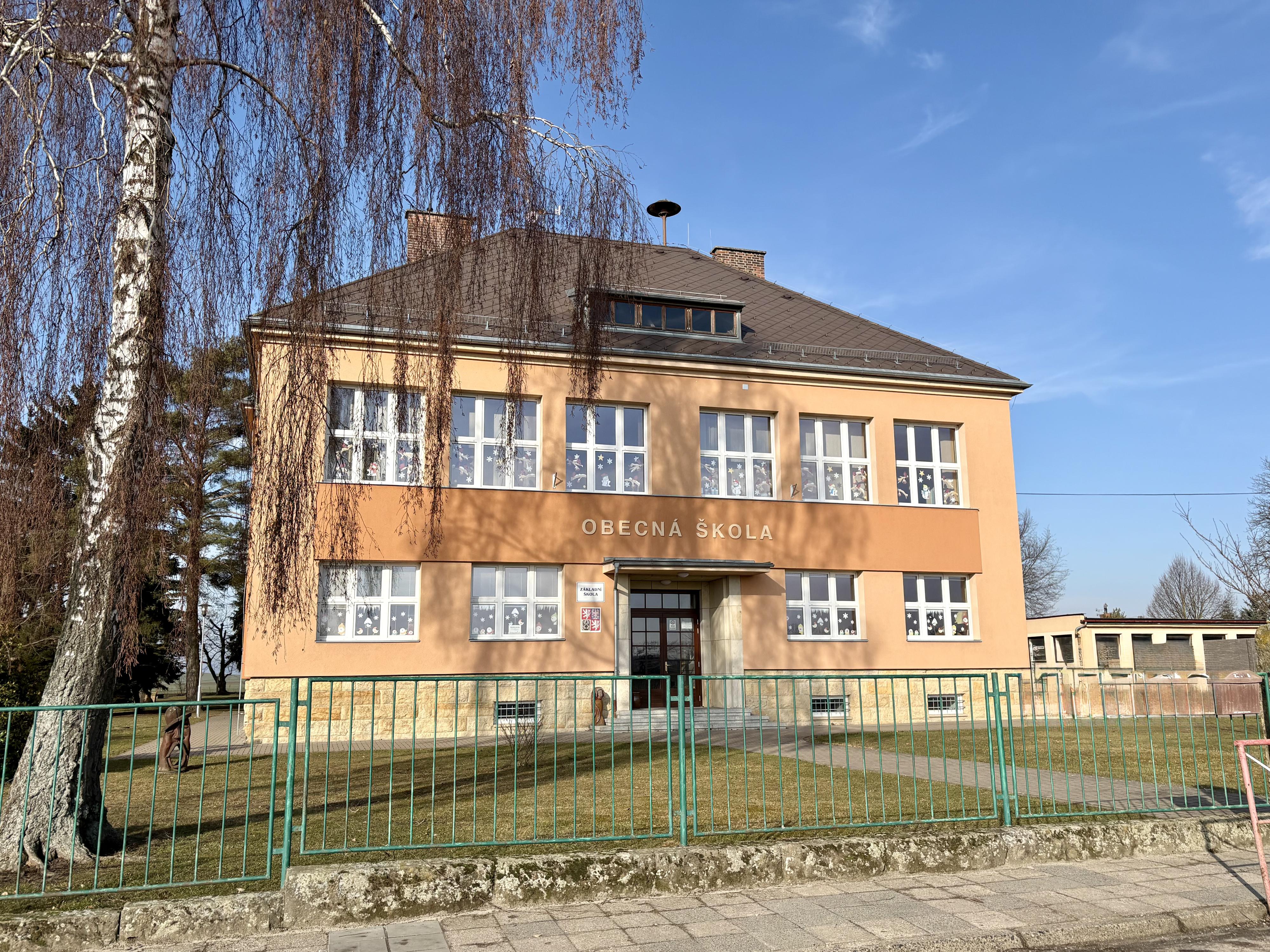 Základní škola Dobrá Voda u Hořic, okres Jičín