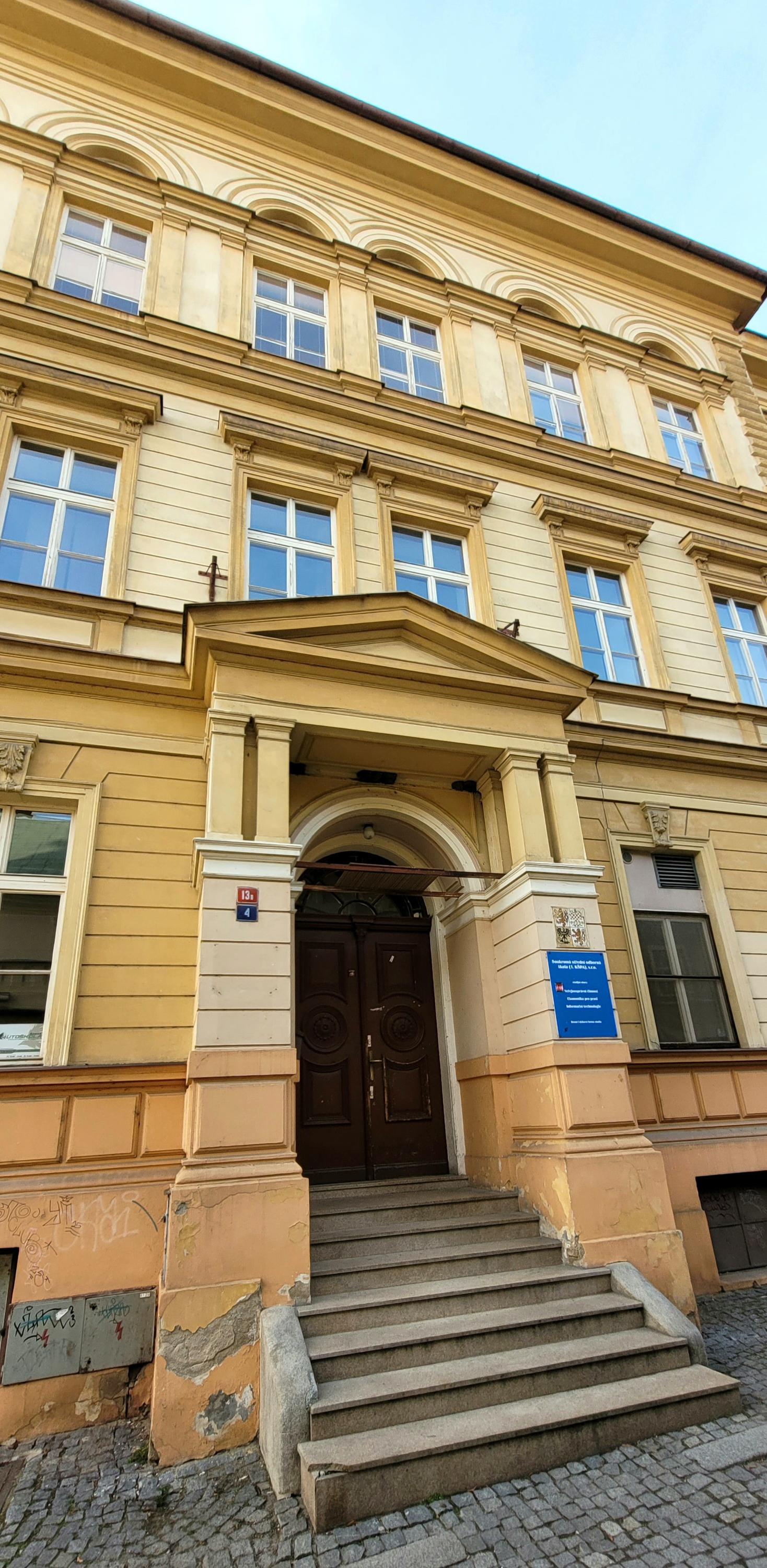 Soukromá střední odborná škola (1. KŠPA) foto 3