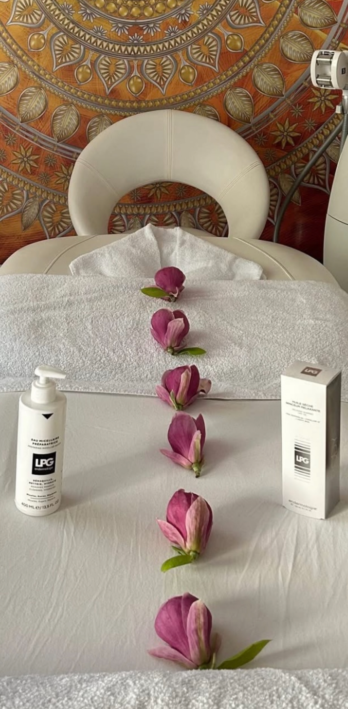 Masáž celého těla vonnými oleji