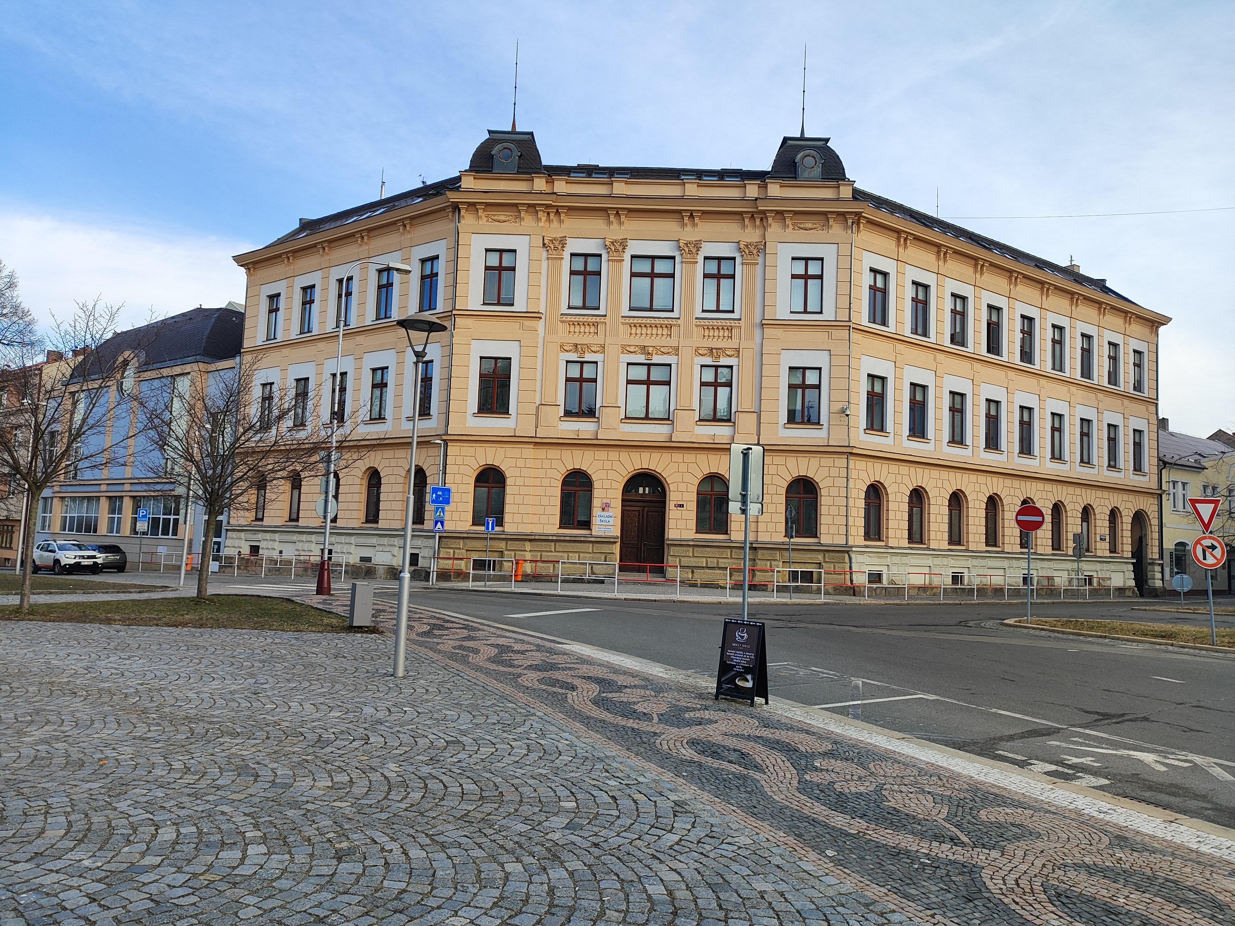 ZŠ Mladá Boleslav, Komenského náměstí foto 6
