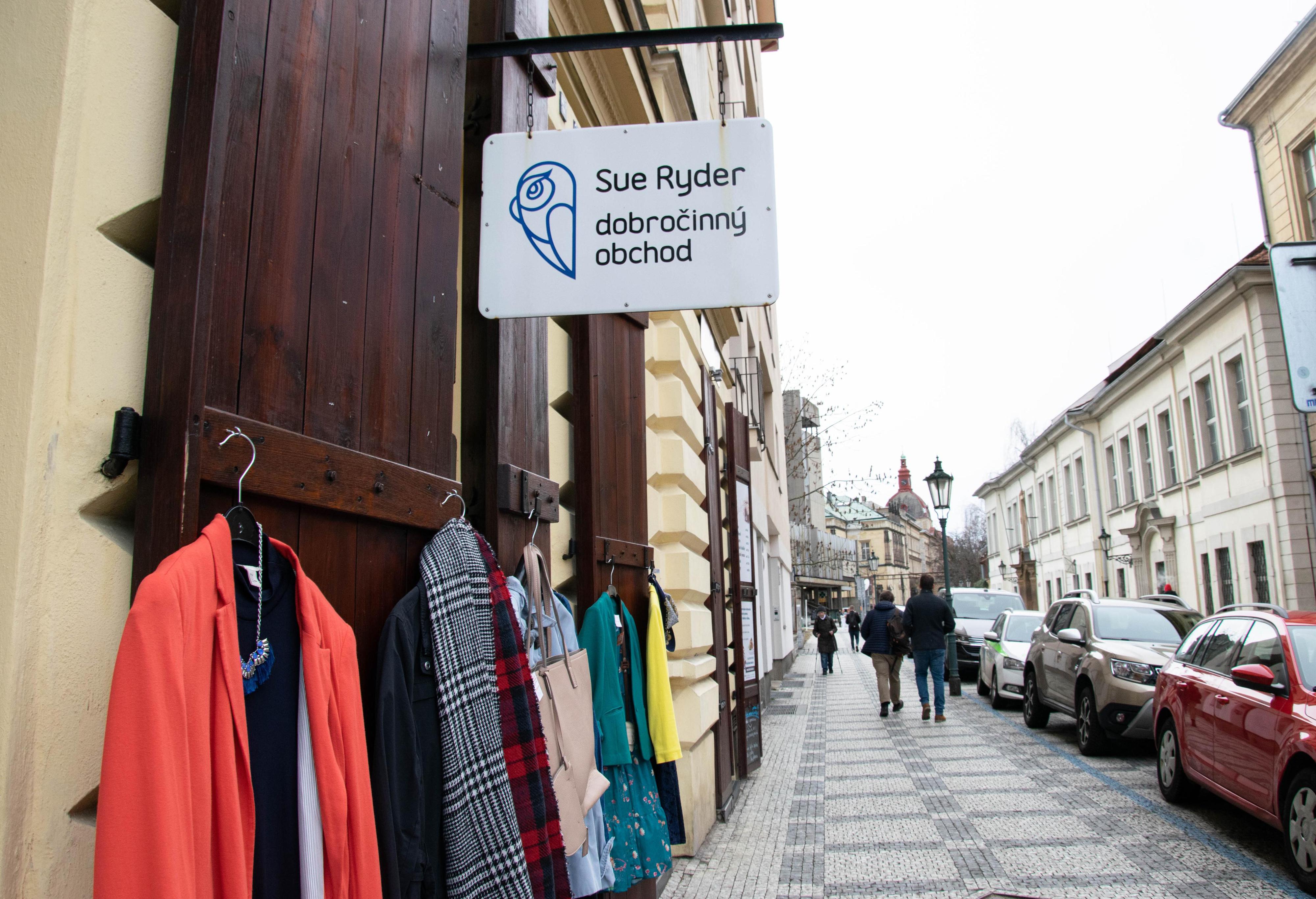 Dobročinný obchod Sue Ryder foto 5