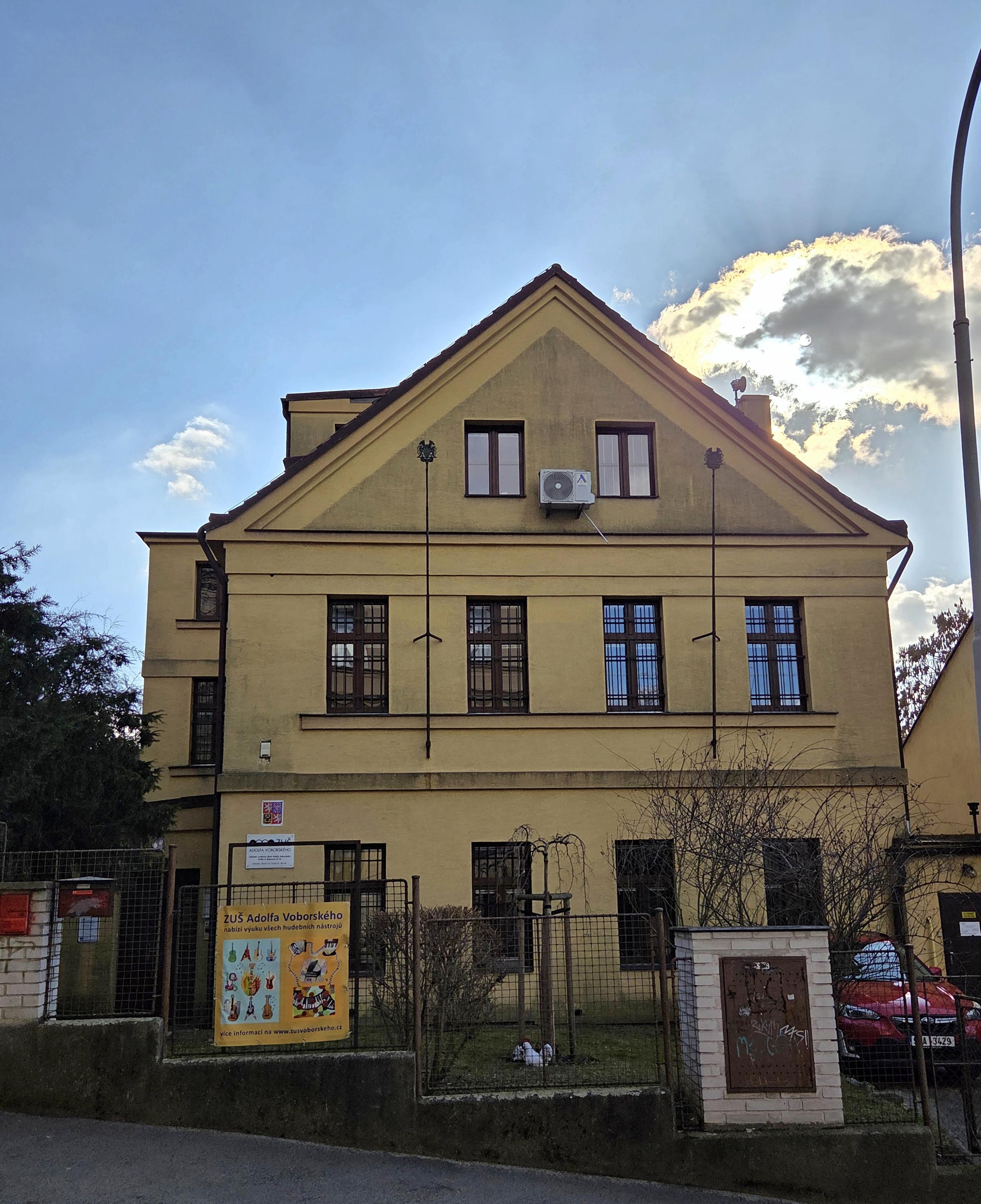 ZUŠ Adolfa Voborského - Školní foto 2