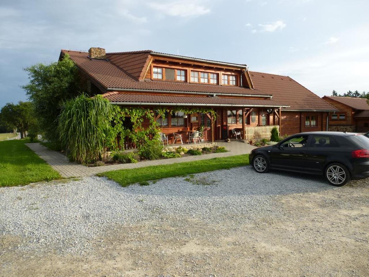 Restaurace Vráž - Ubytování foto 2