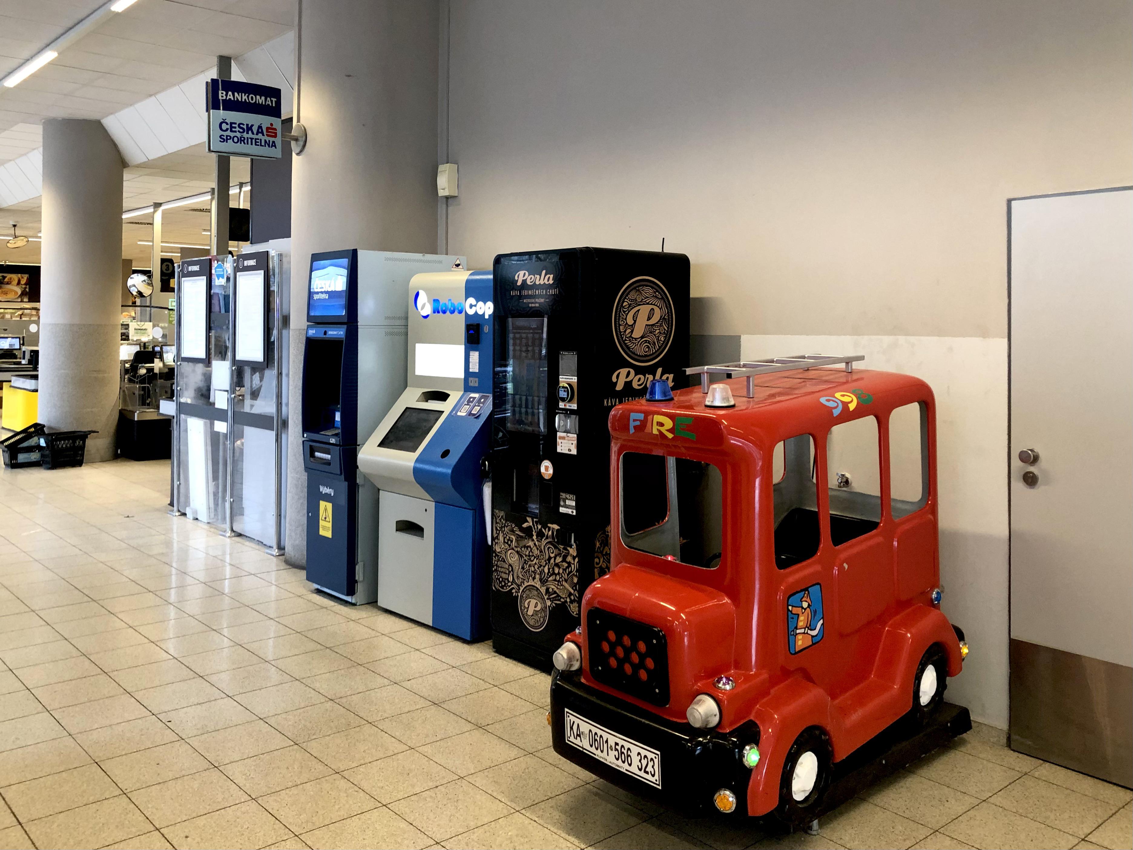 Bankomat České spořitelny foto 3