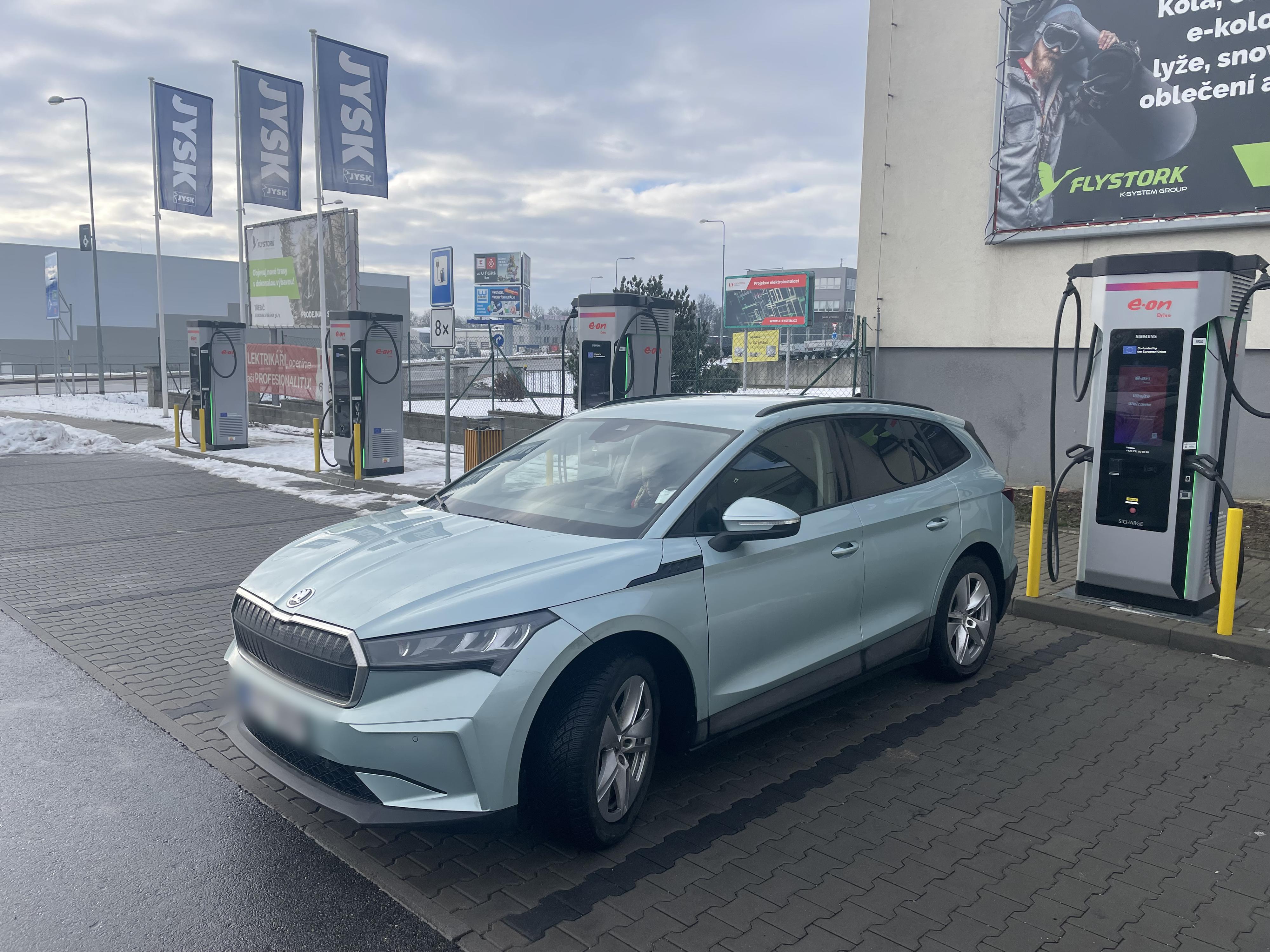 Dobíjecí stanice E.ON Drive