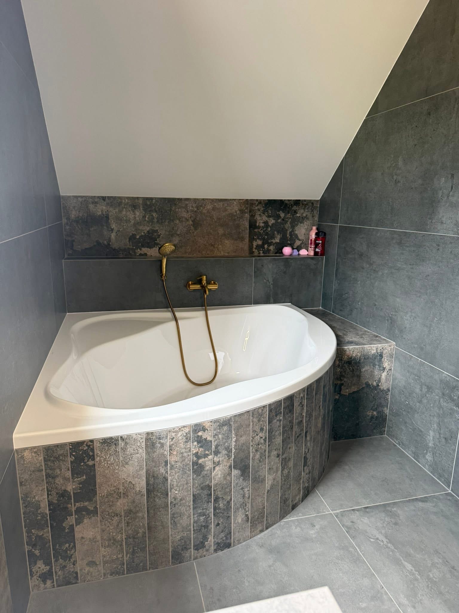 Daniel Šebek - zednické a obkladačské práce foto 5