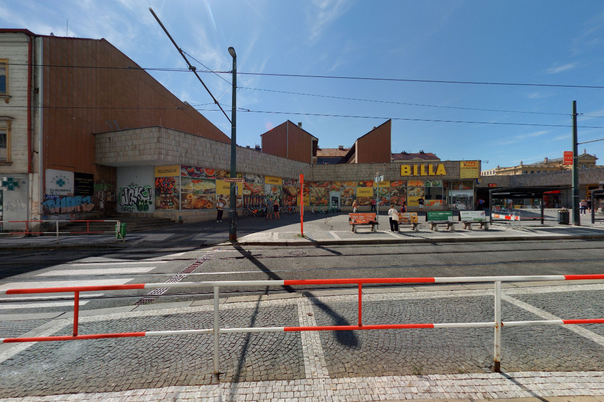 Raiffeisenbank - bankomat