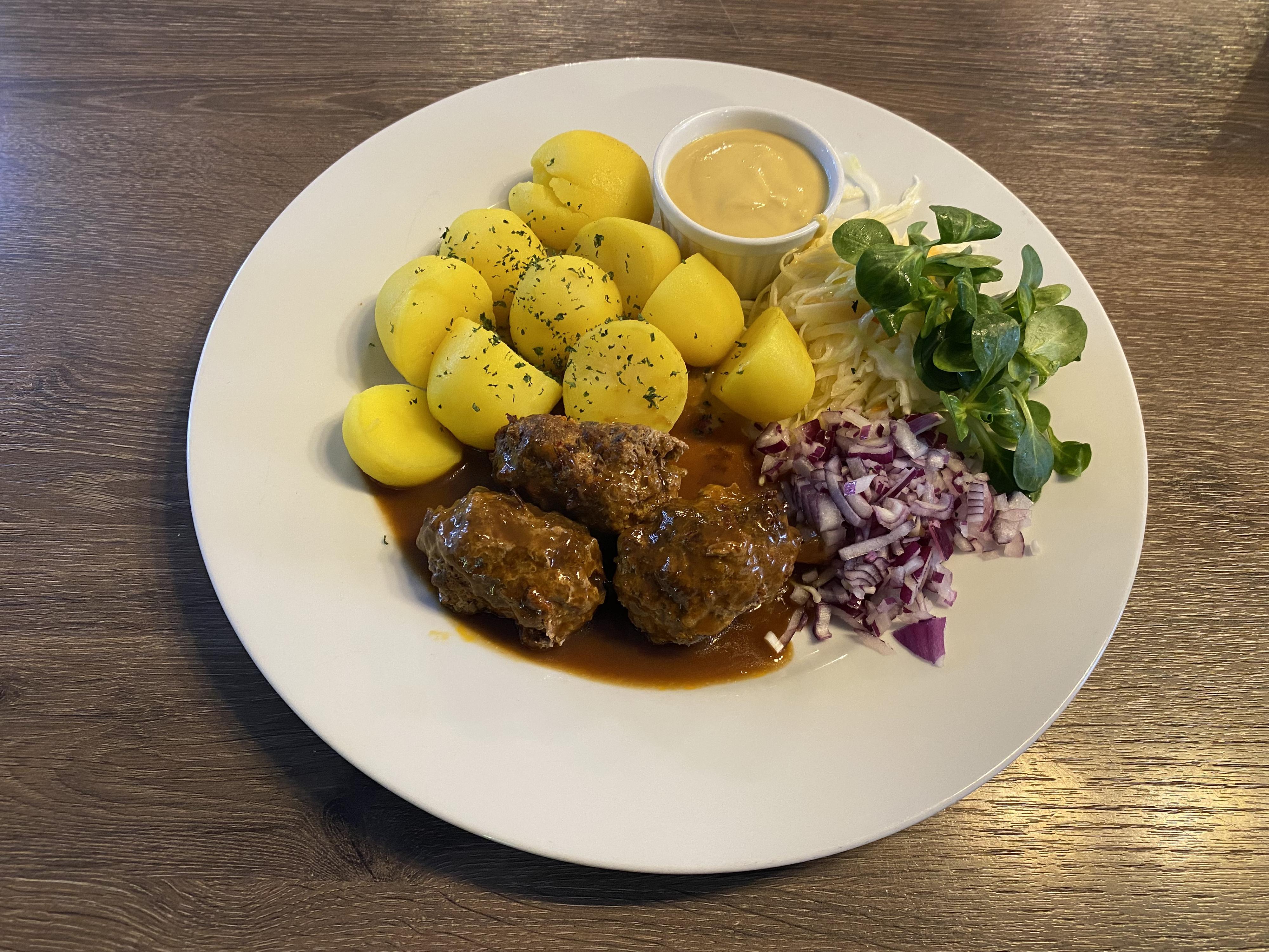 Zlonická jídelna foto 4