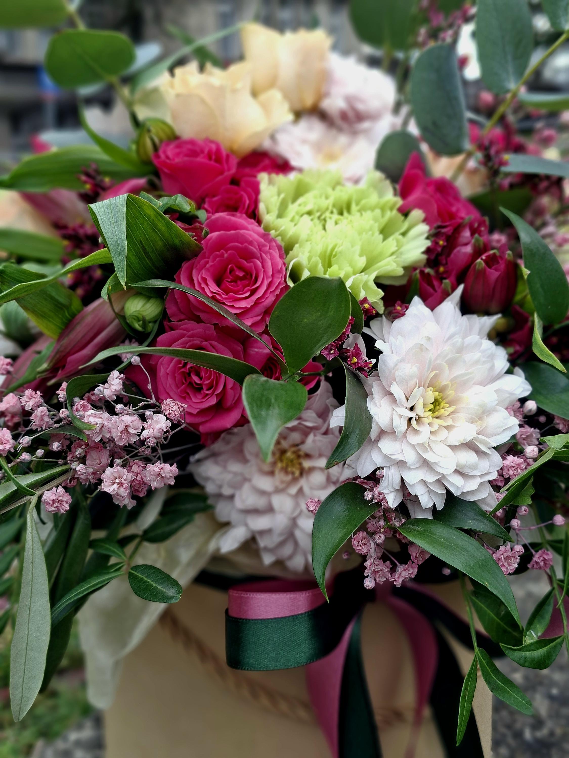 Květinový stánek na Bulovce foto 5