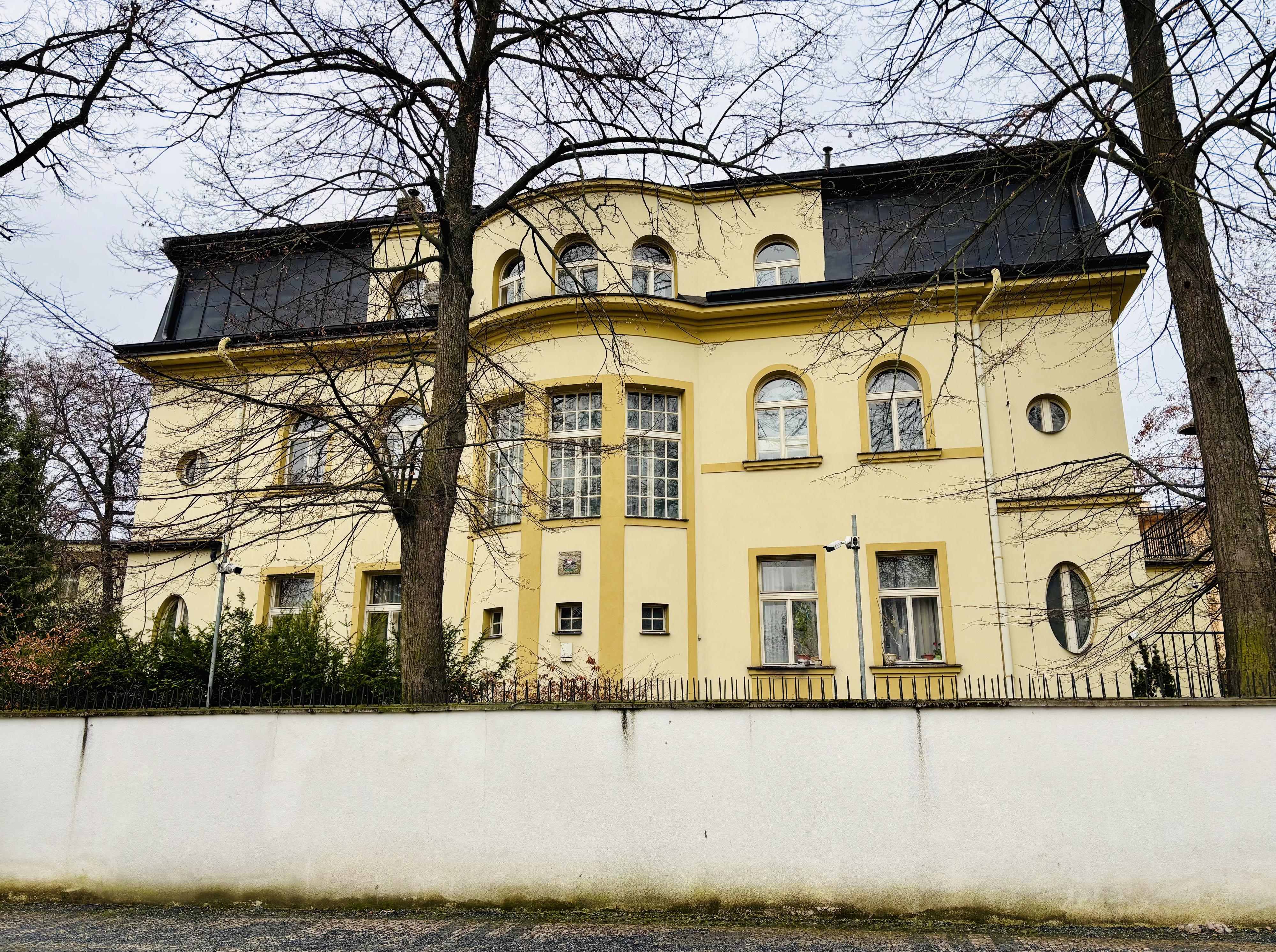 Irák - Velvyslanectví Irácké republiky foto 2