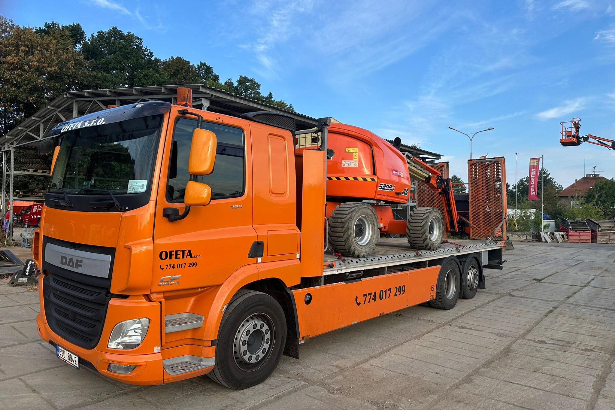 Přeprava kloubové plošiny