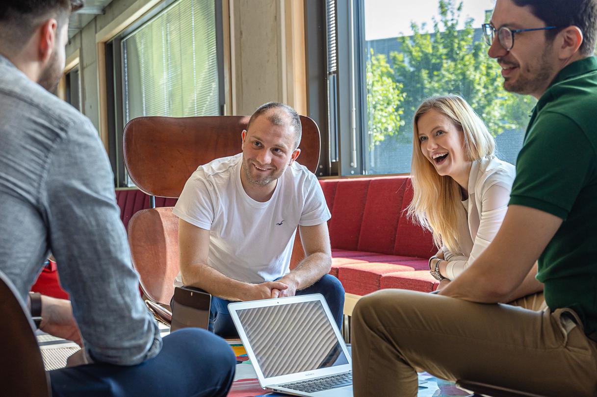 PETRŽELKA Digital foto 1