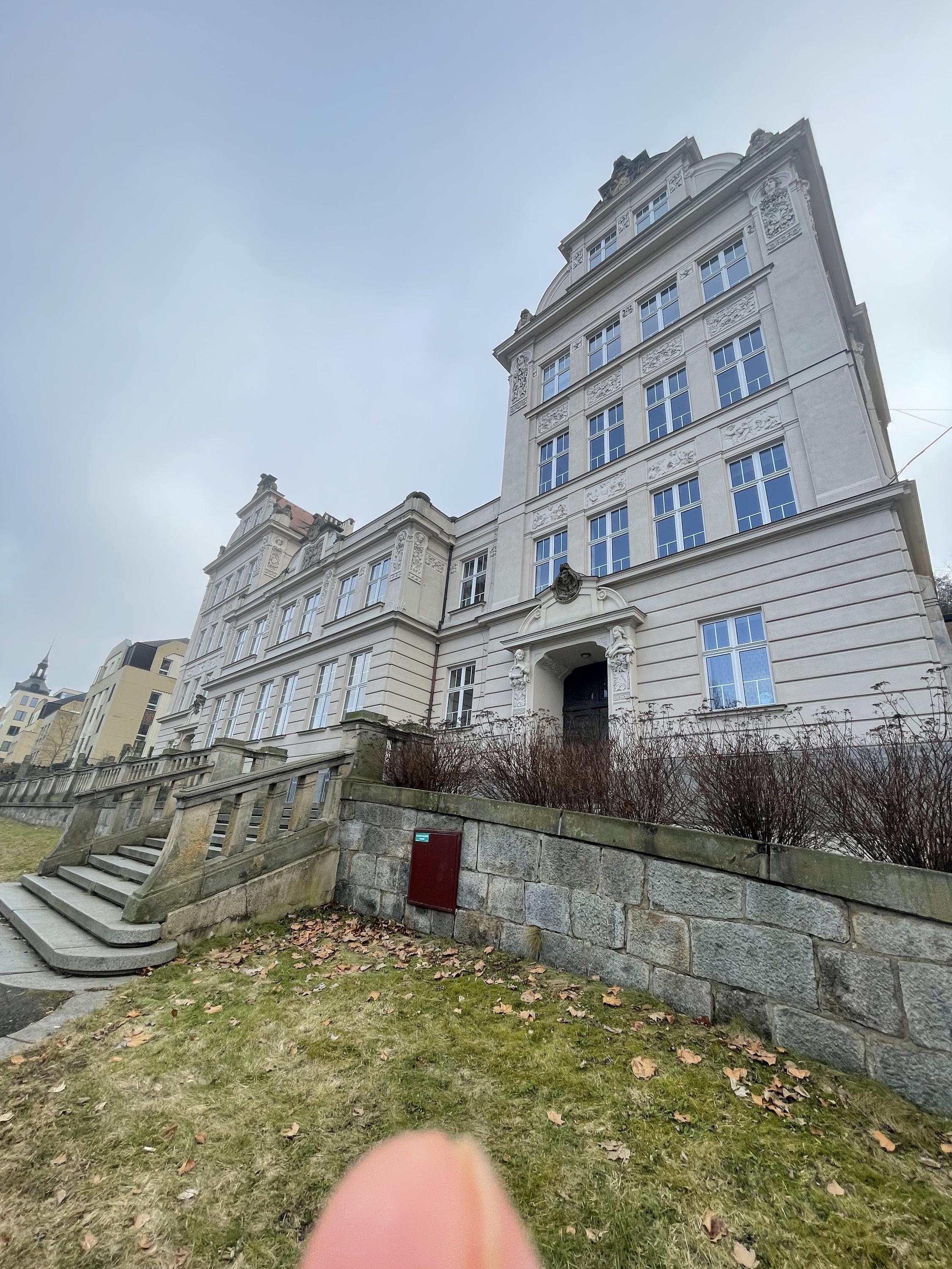Základní škola Dukelských hrdinů Karlovy Vary, Moskevská 25 foto 2