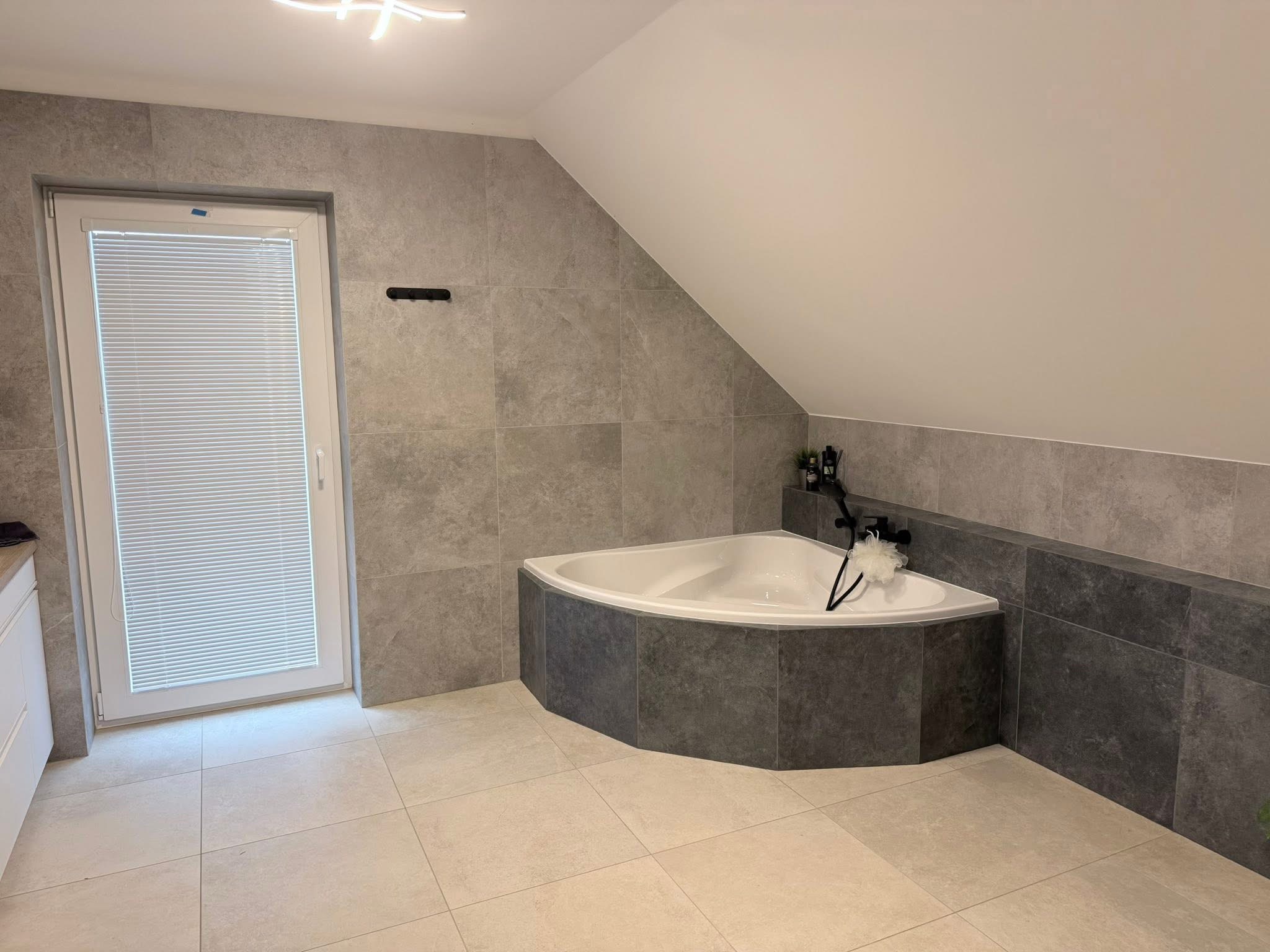 Daniel Šebek - zednické a obkladačské práce foto 2