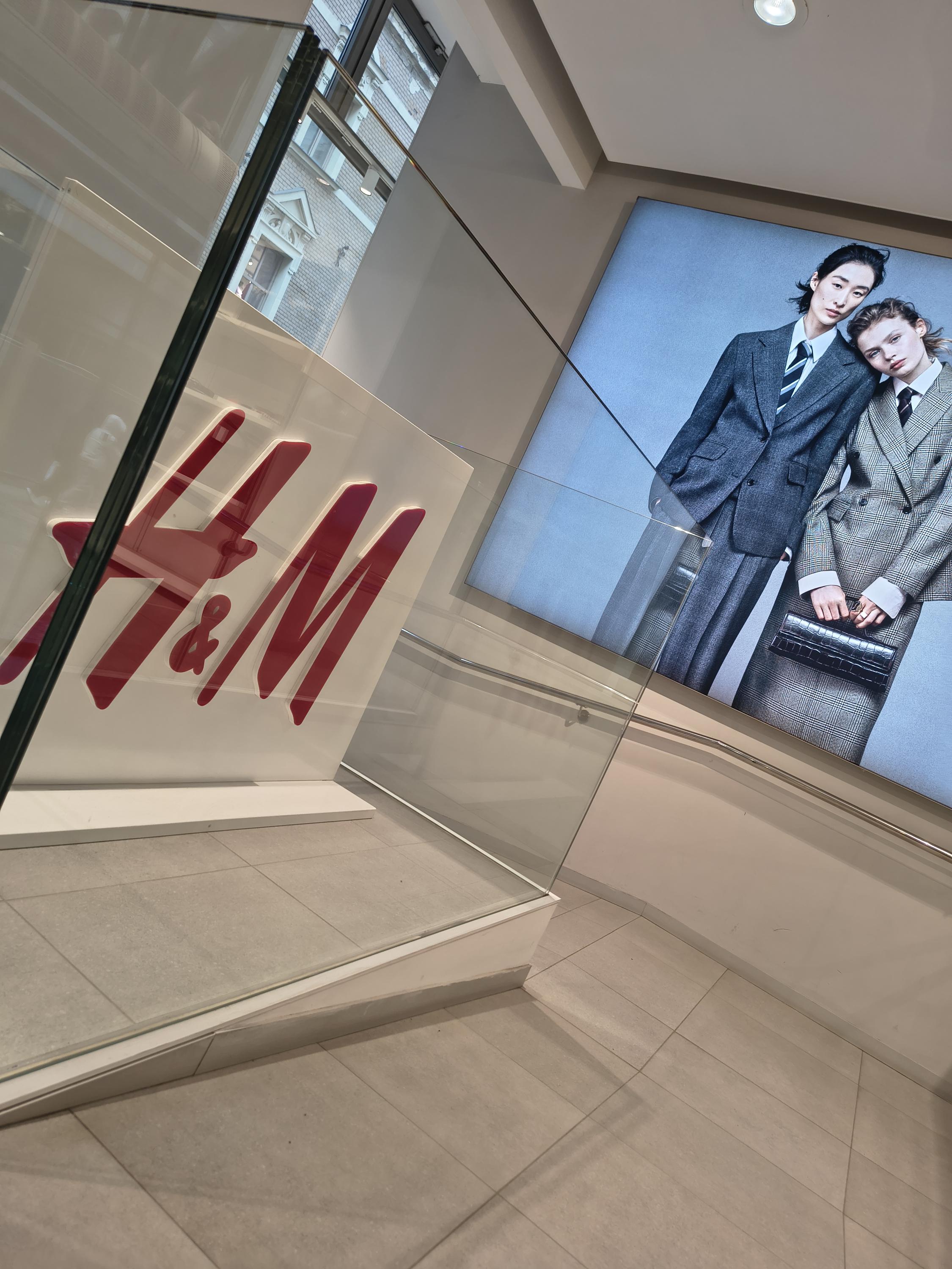 H & M foto 2