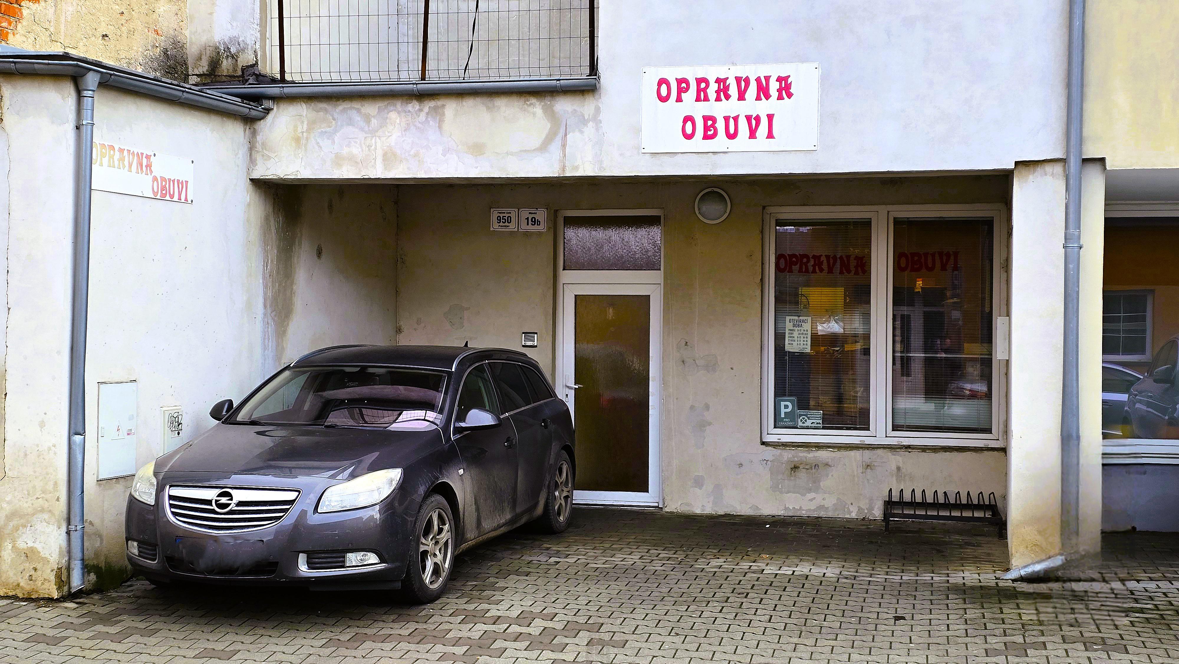 Opravna obuvi - Jiří Svobodník