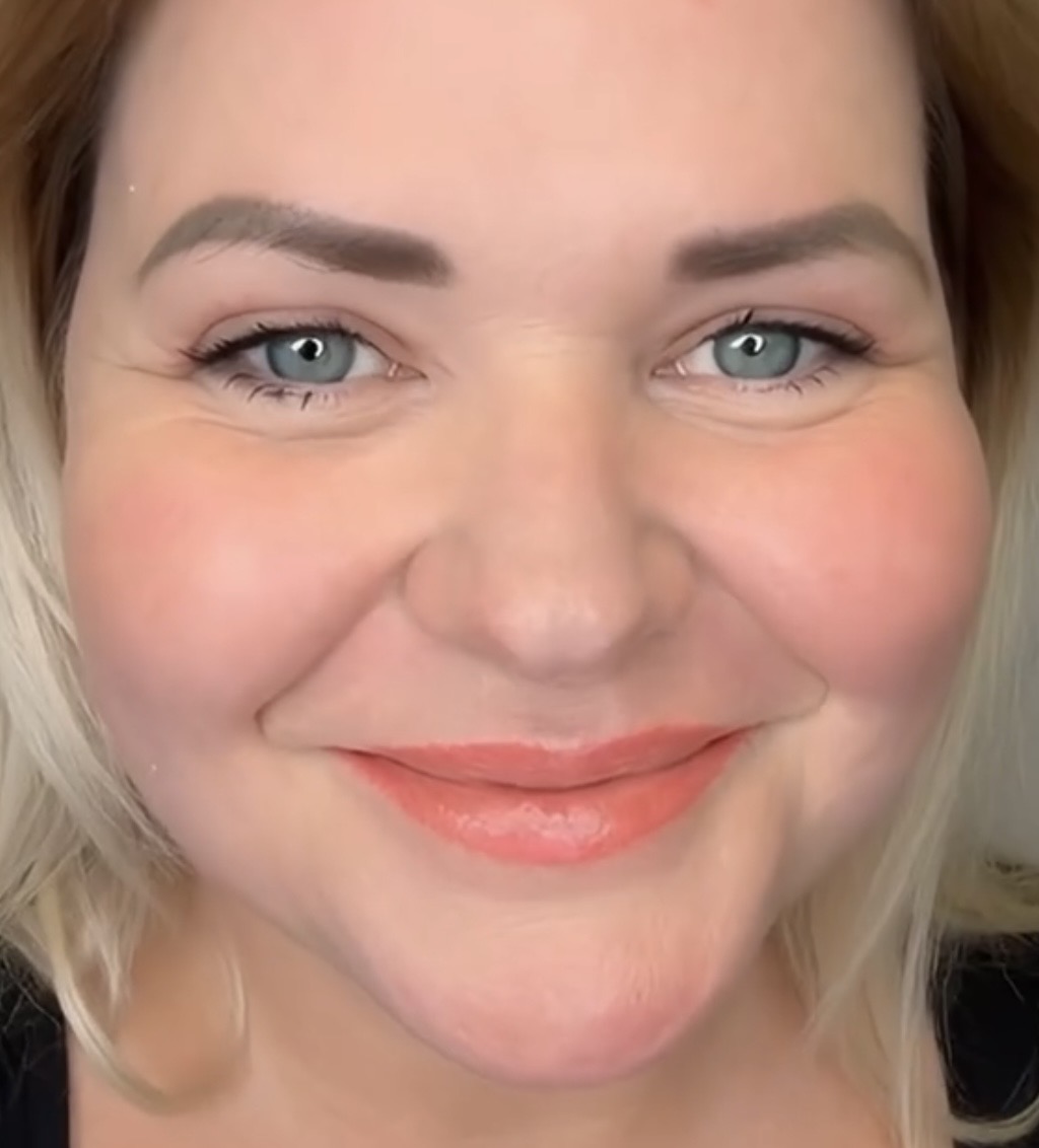 Permanentní makeup rtů