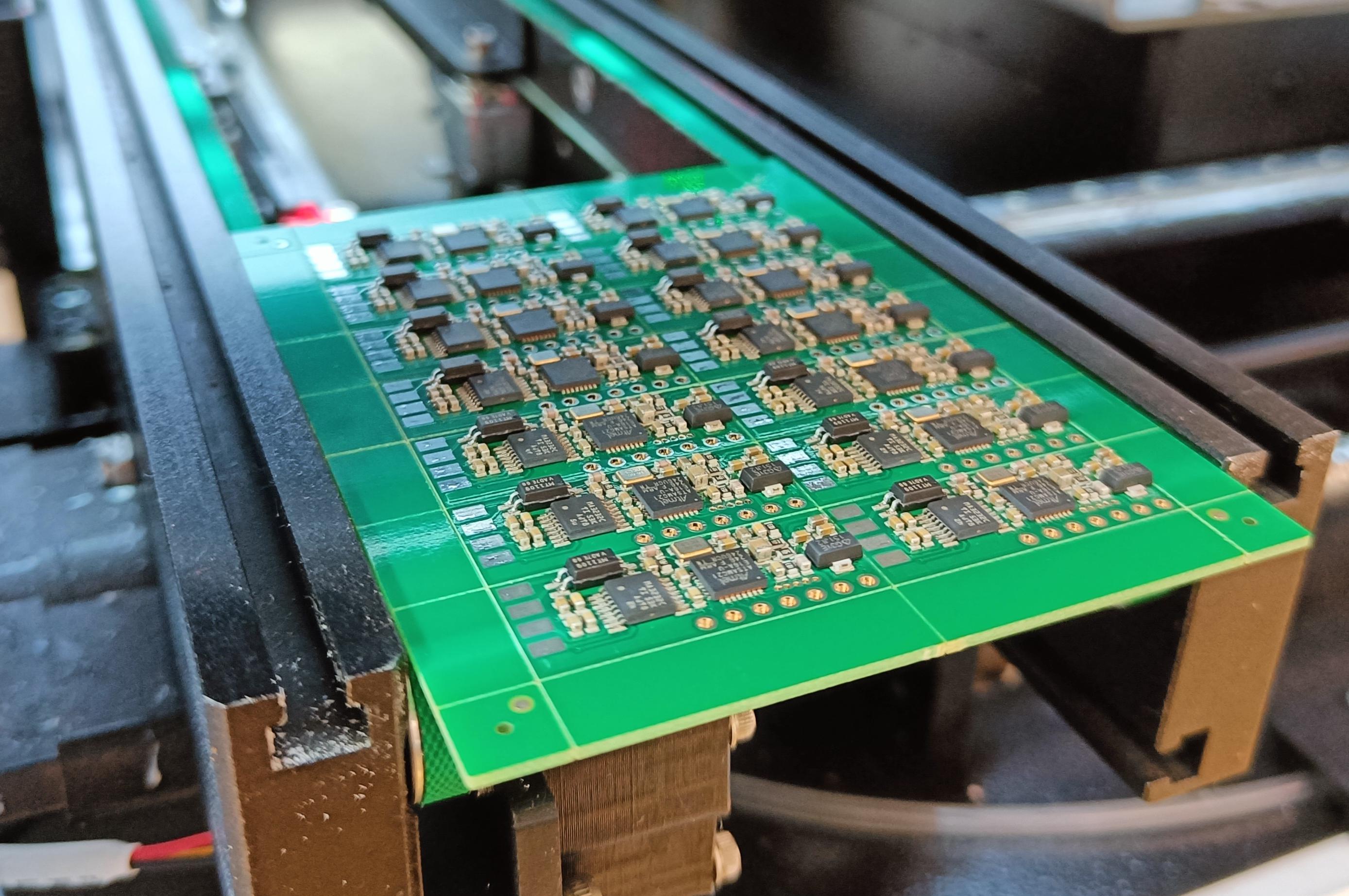 ELNAZA - elektronika na zakázku