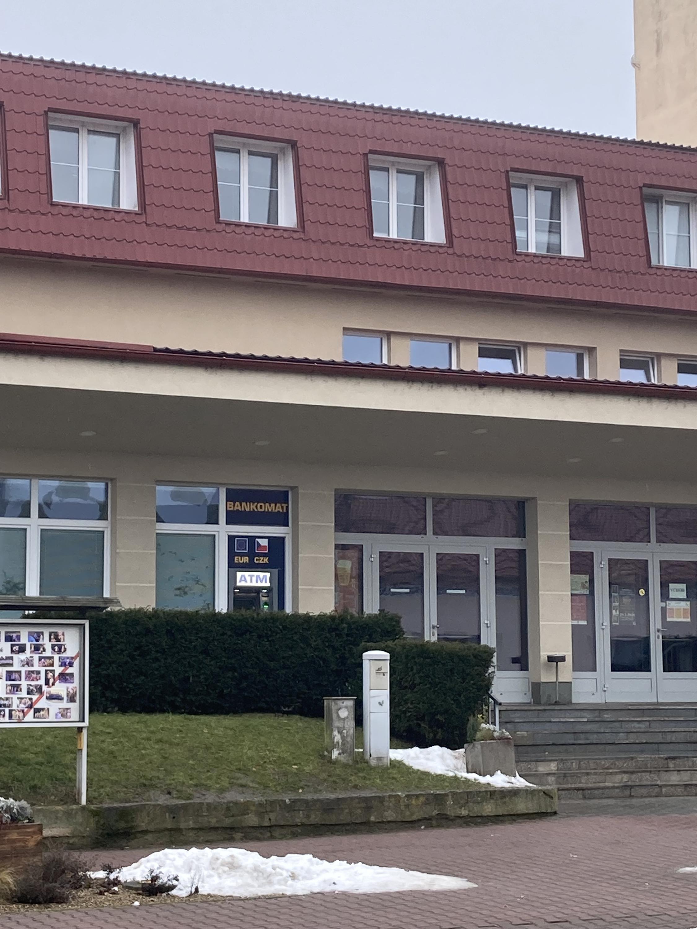 Obecní kulturní dům Svatobořice-Mistřín foto 3