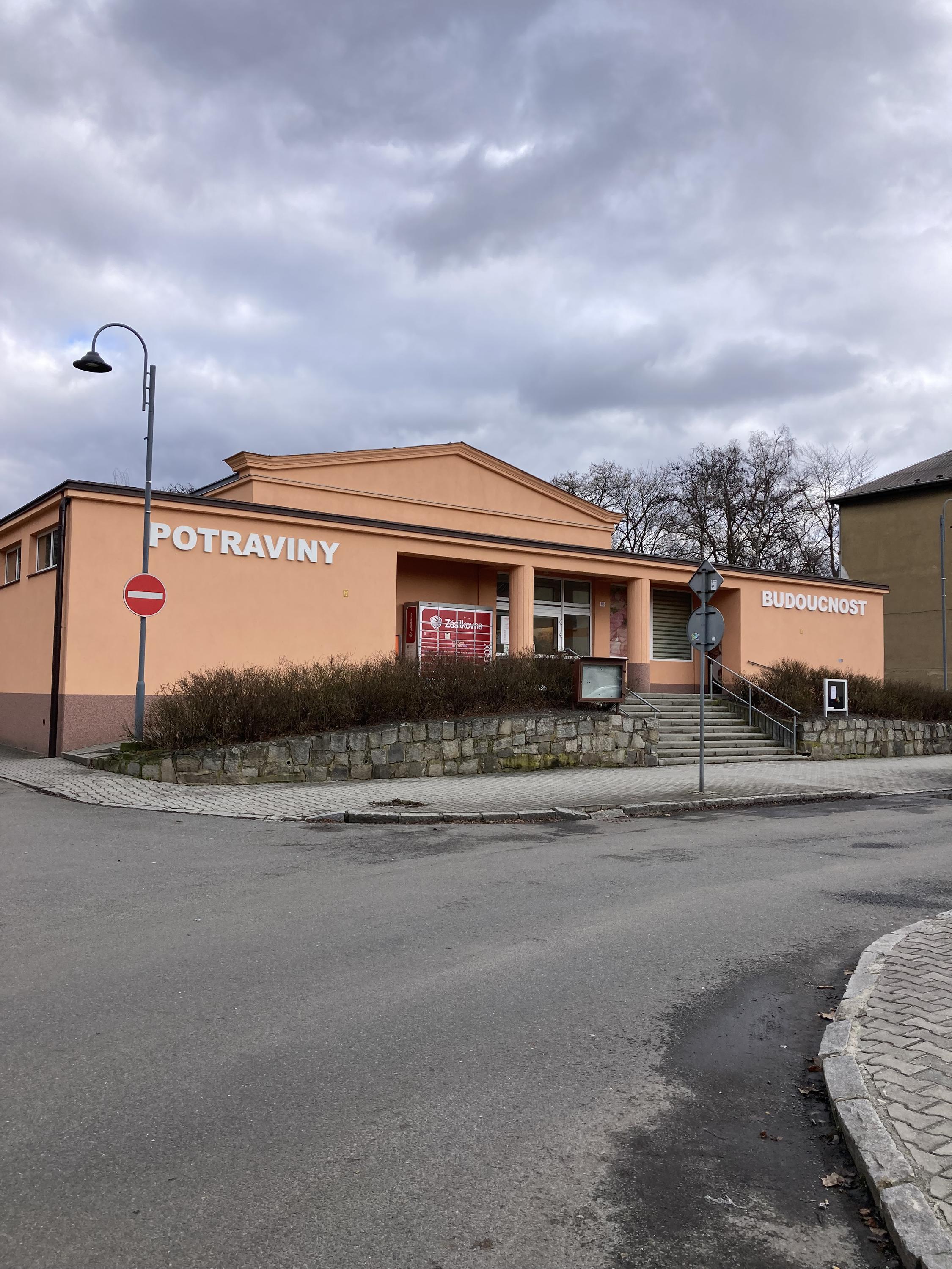 BUDOUCNOST, spotřební družstvo v Ostravě foto 4