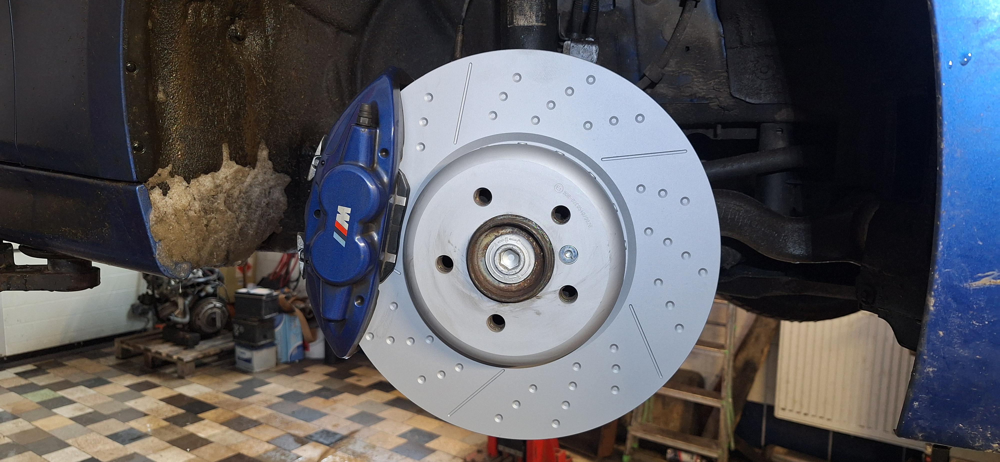 T . P . Cars Servis foto 2