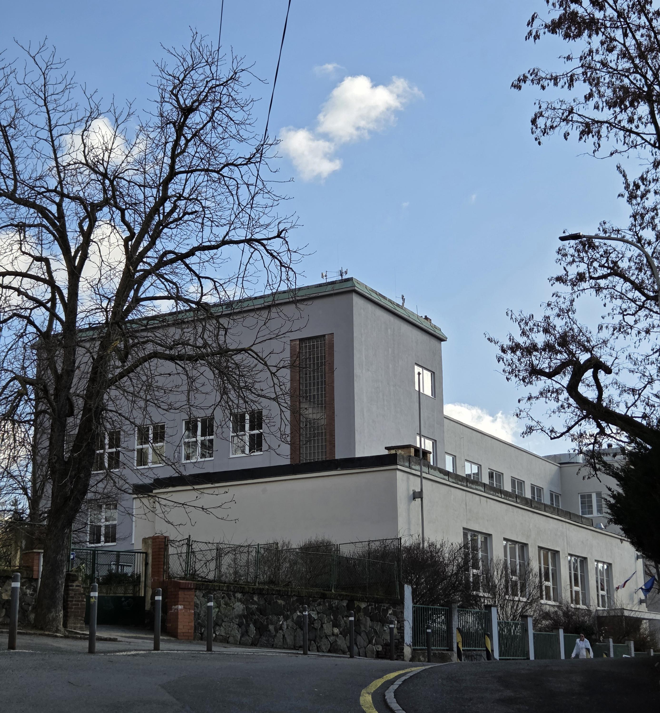 ZŠ Praha 4, Školní foto 3