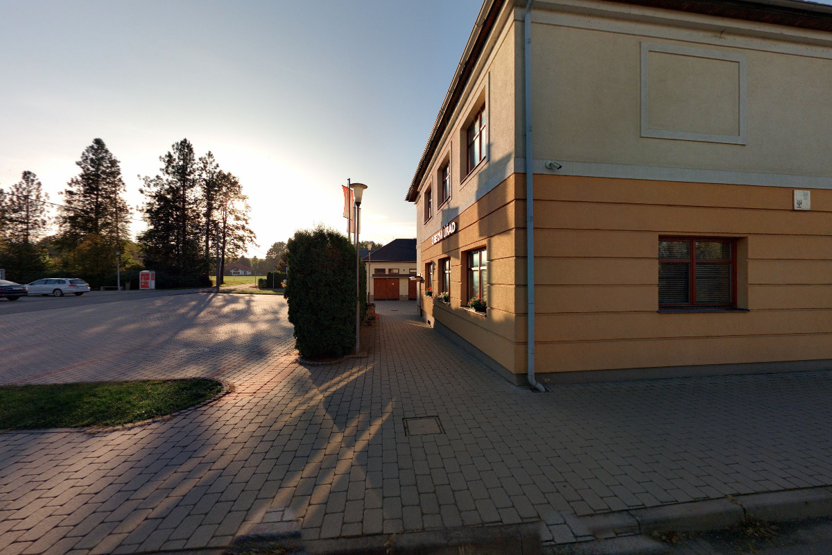 Fryčovice - obecní úřad foto 1