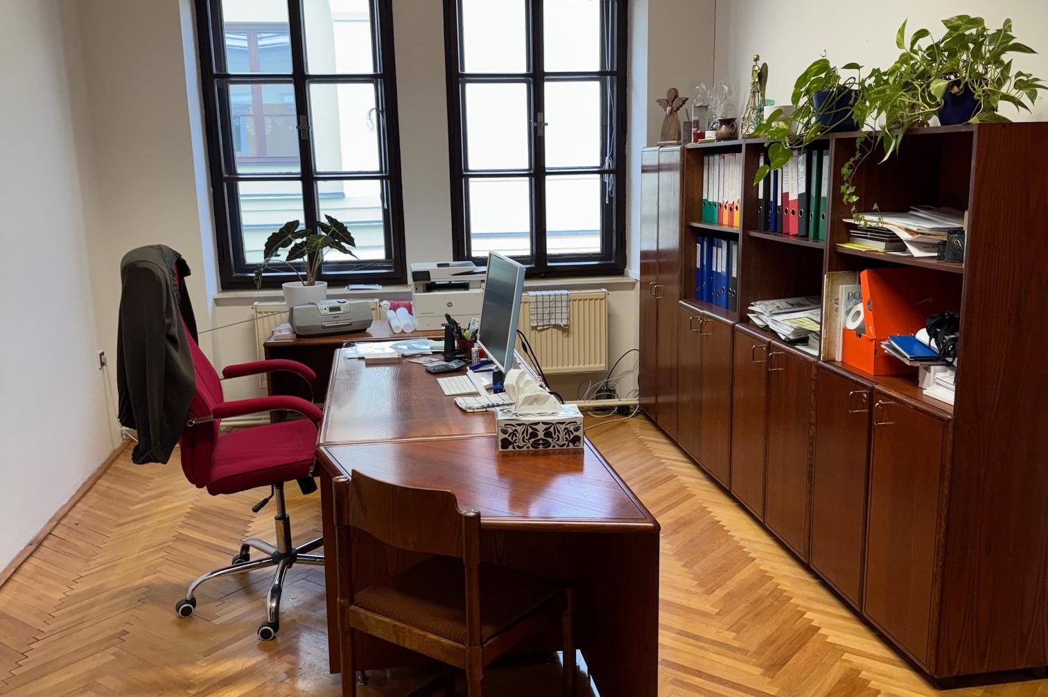 Astorie a.s. | S lehkostí světem financí