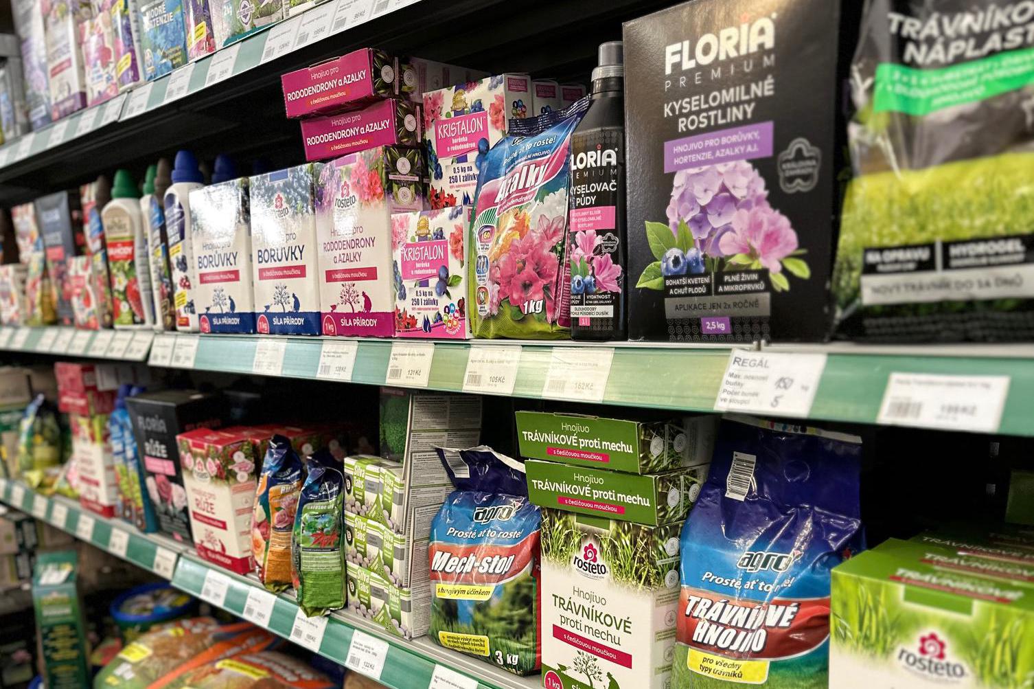 Substráty a hnojiva