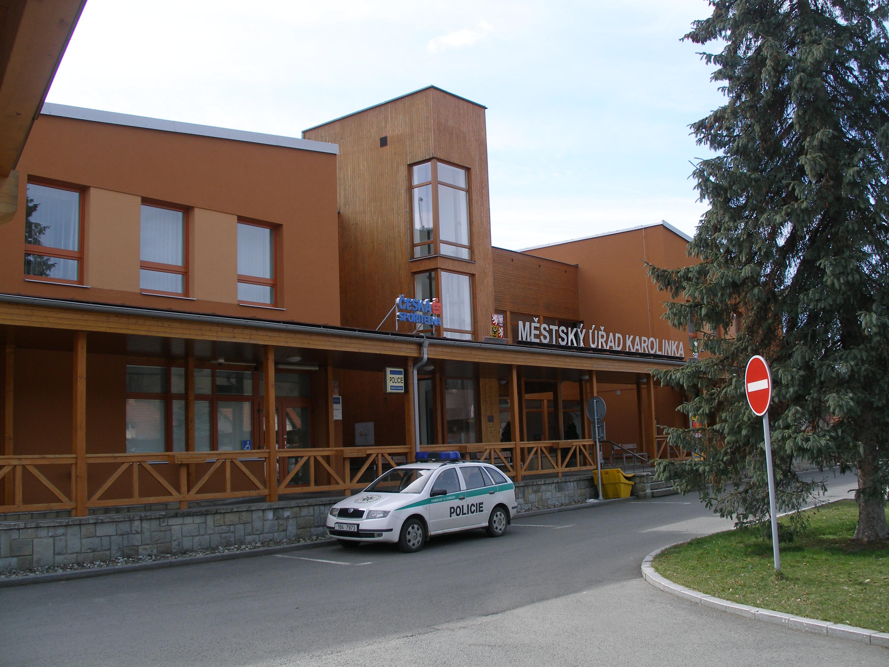 Karolinka - městský úřad foto 6