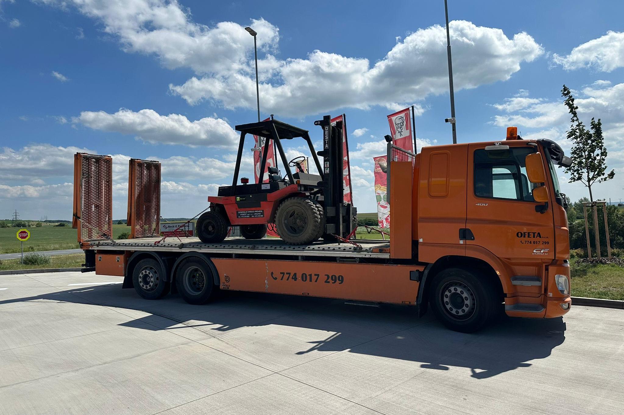 Přeprava Vysokozdvižného vozíku