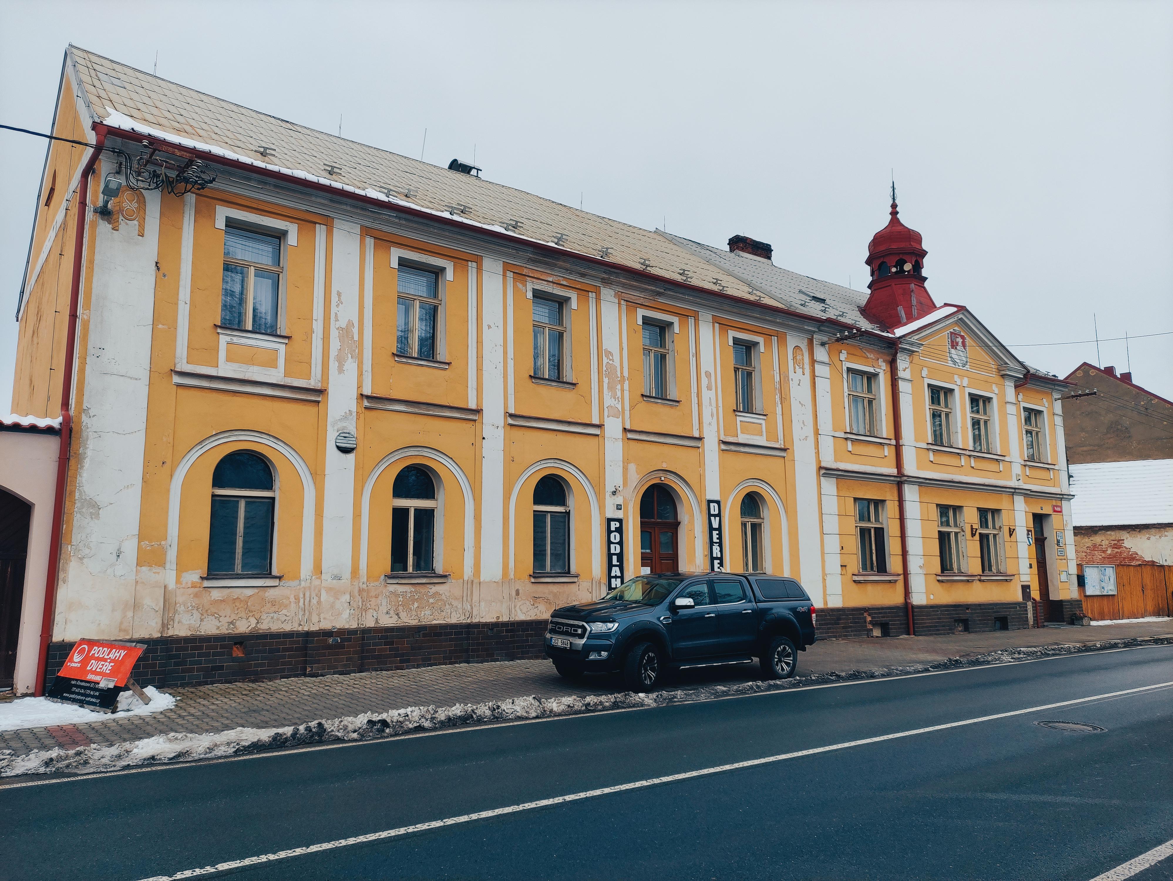 Kožlany - městský úřad foto 5