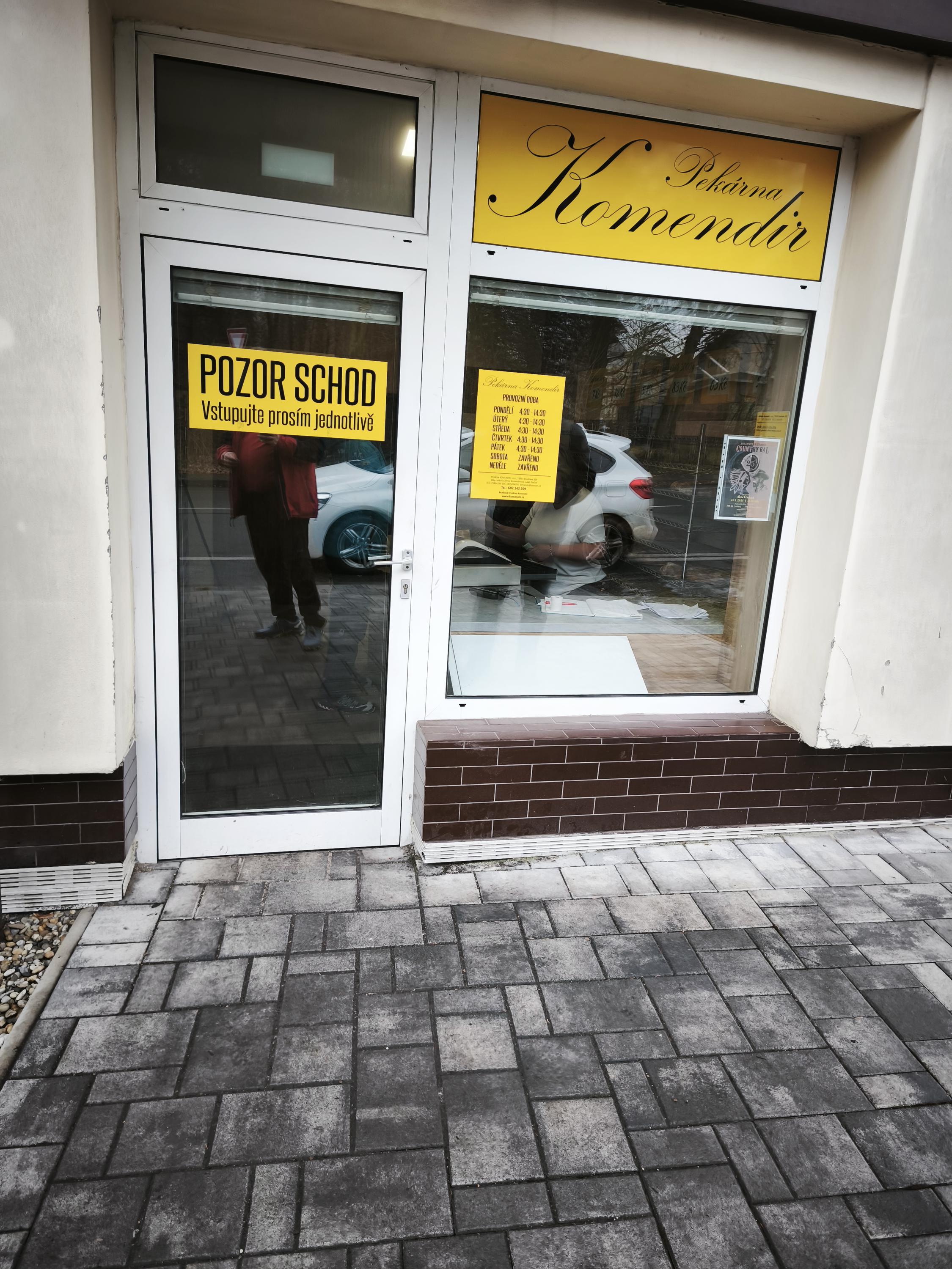 Komendir foto 6