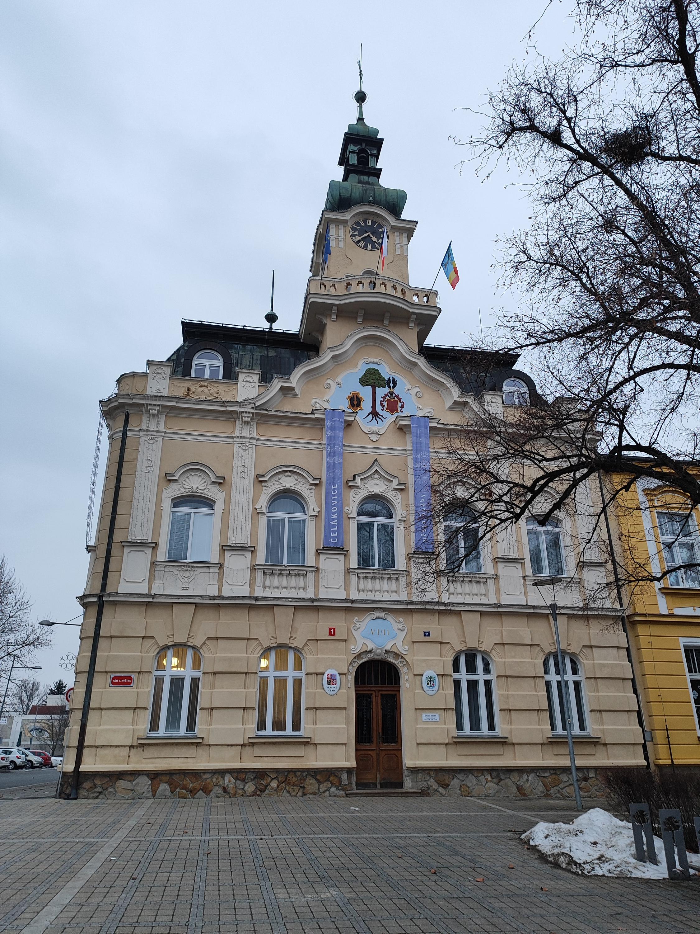 Čelákovice - městský úřad foto 4