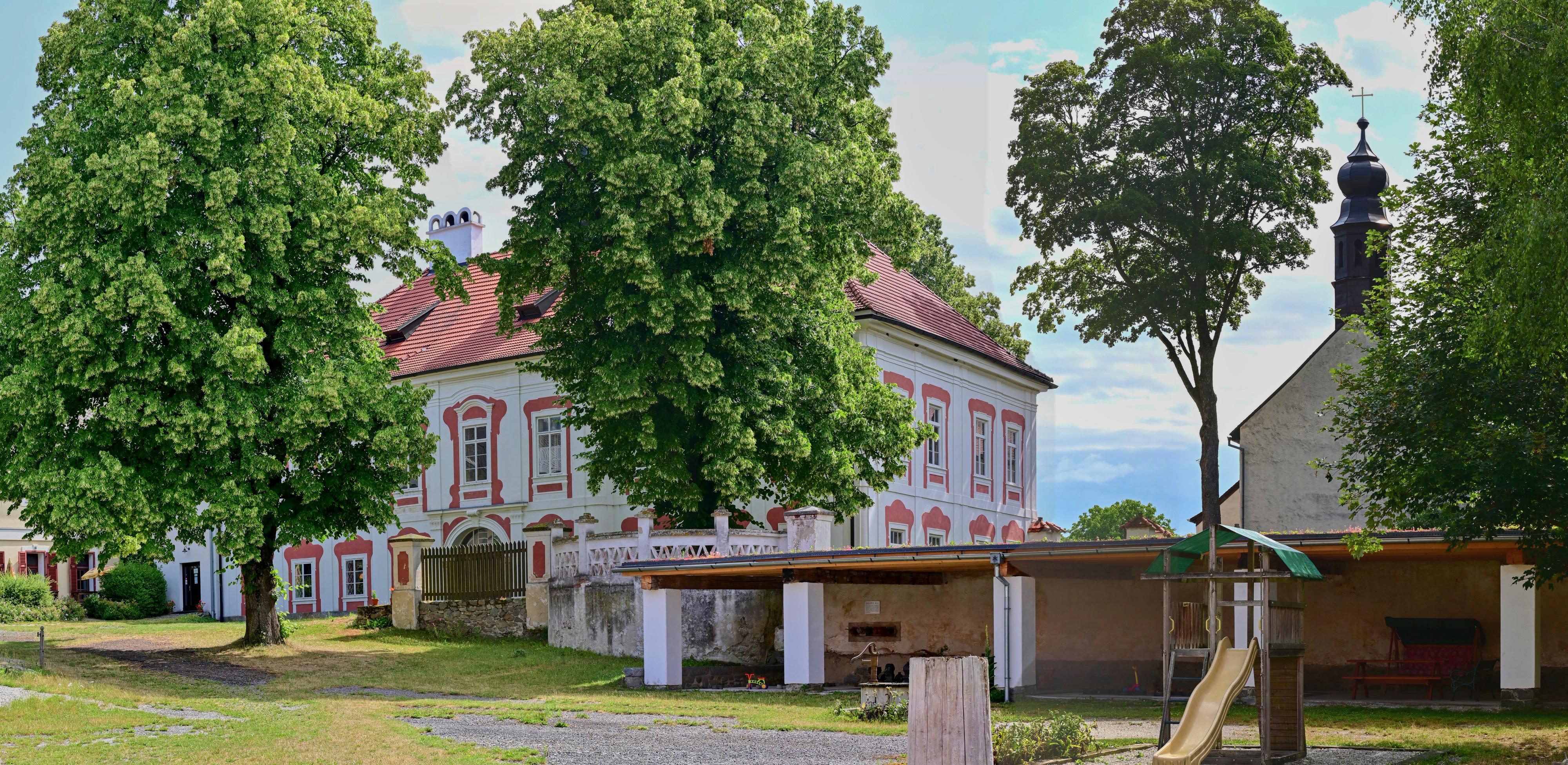 Zámecký penzion Holiday Park Mlázovy*** foto 3