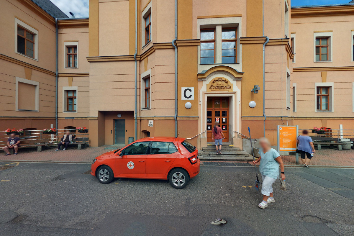 Diabetologická a endokrinologická poradna - Nemocnice Děčín foto 2