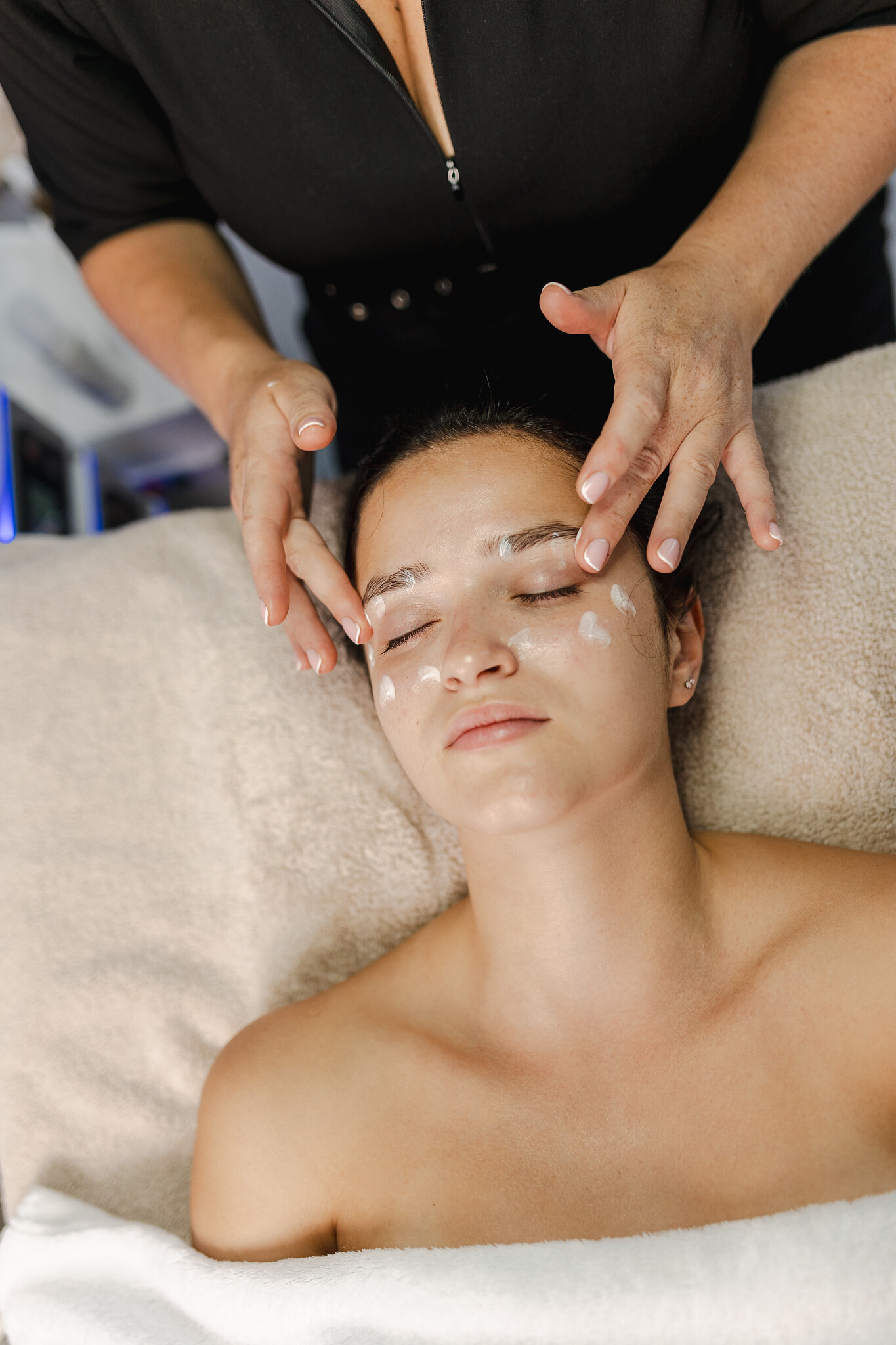 Pure Beauty by Suzi - Private Spa Clinic foto 3