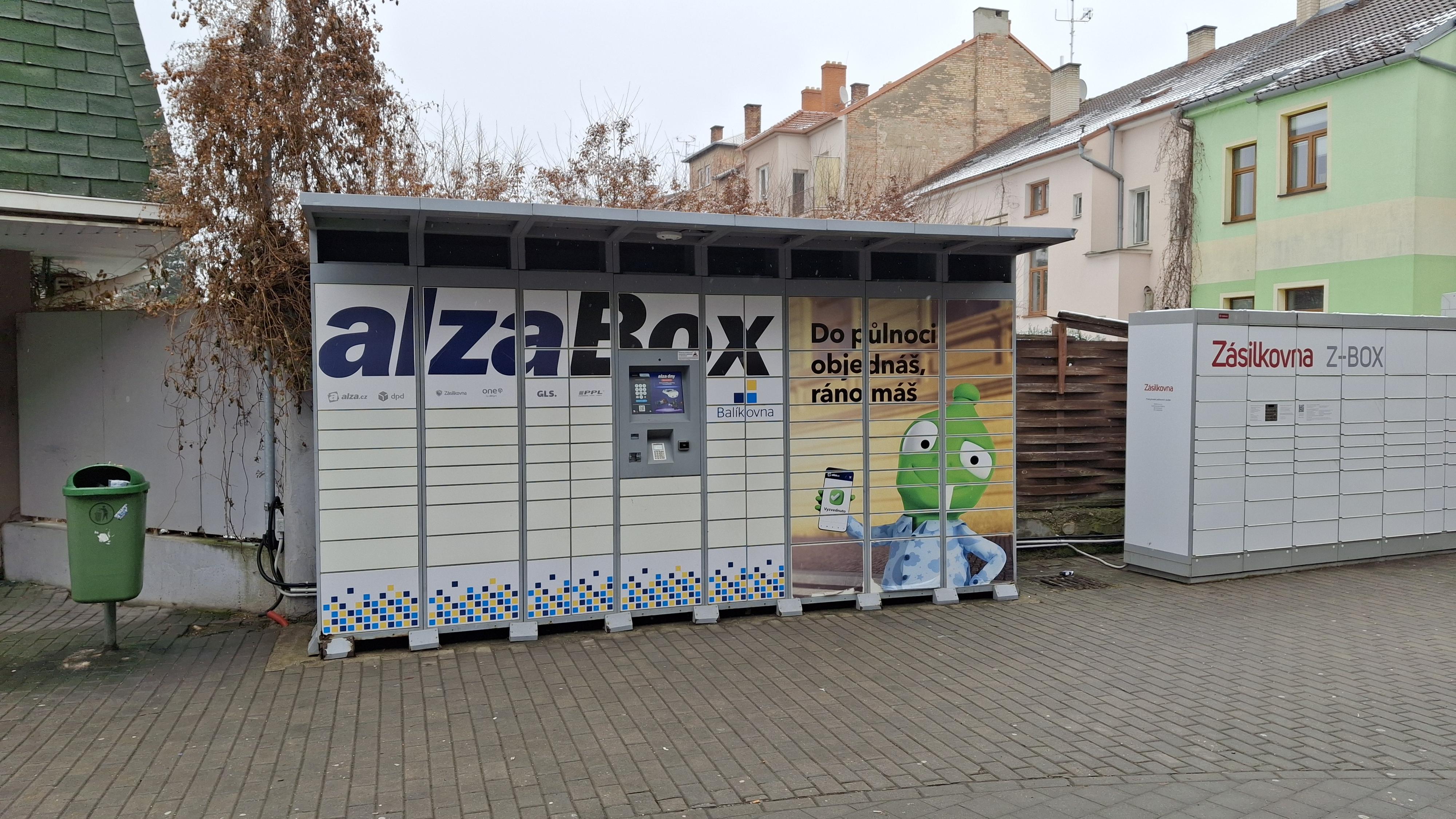 AlzaBox