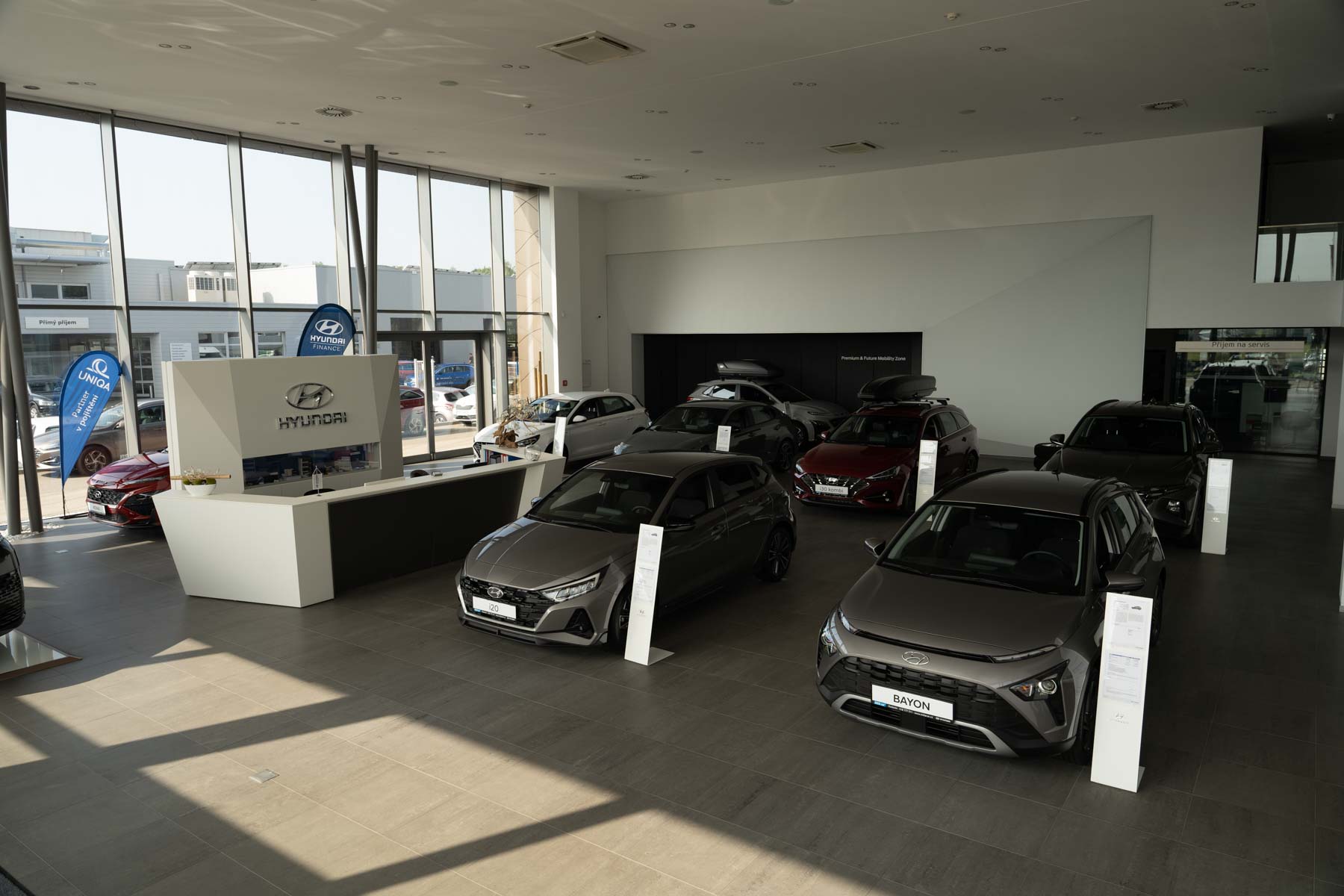 VISTA car Hyundai foto 2