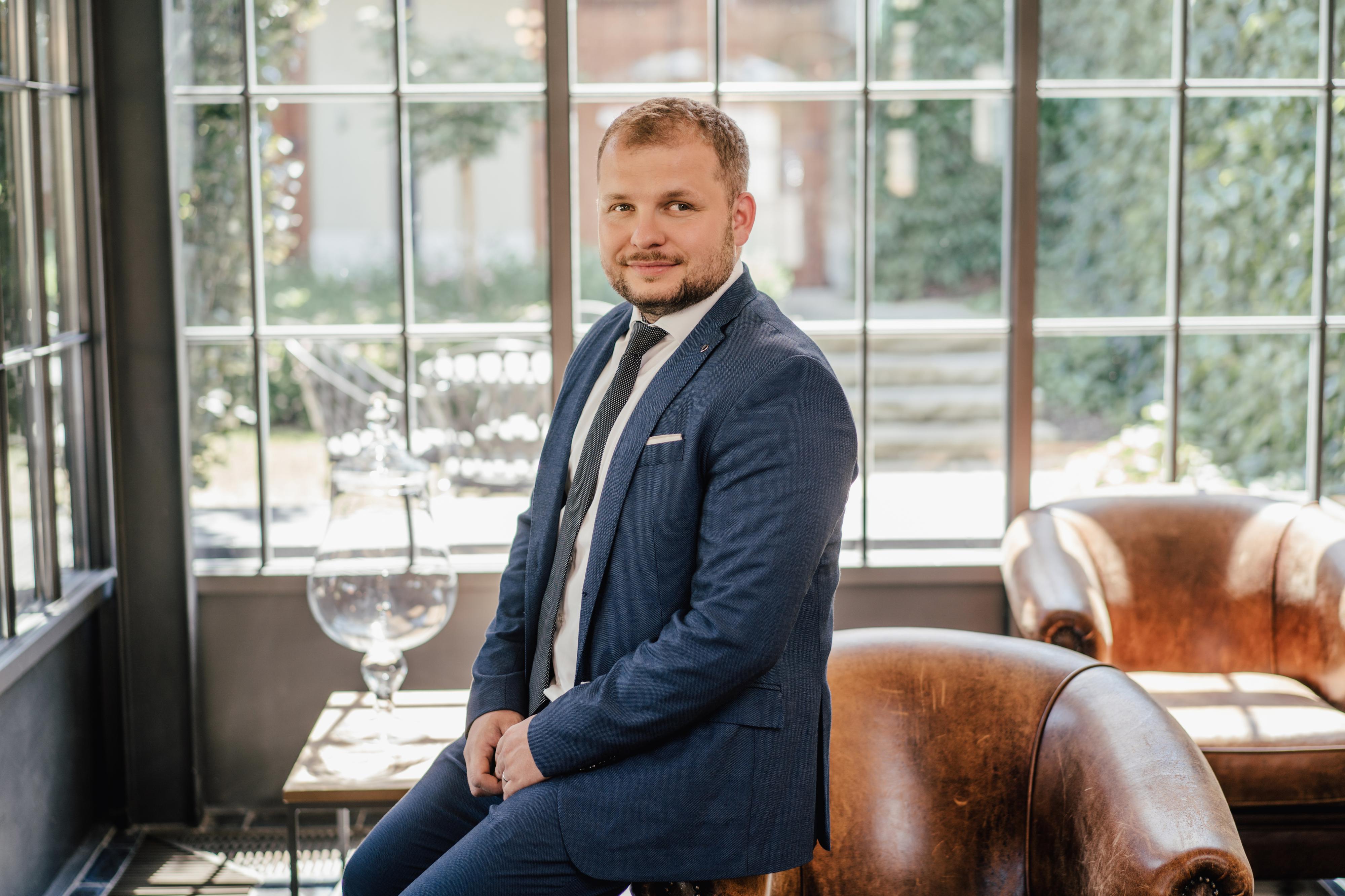 Finanční poradce Michal Petraško foto 2