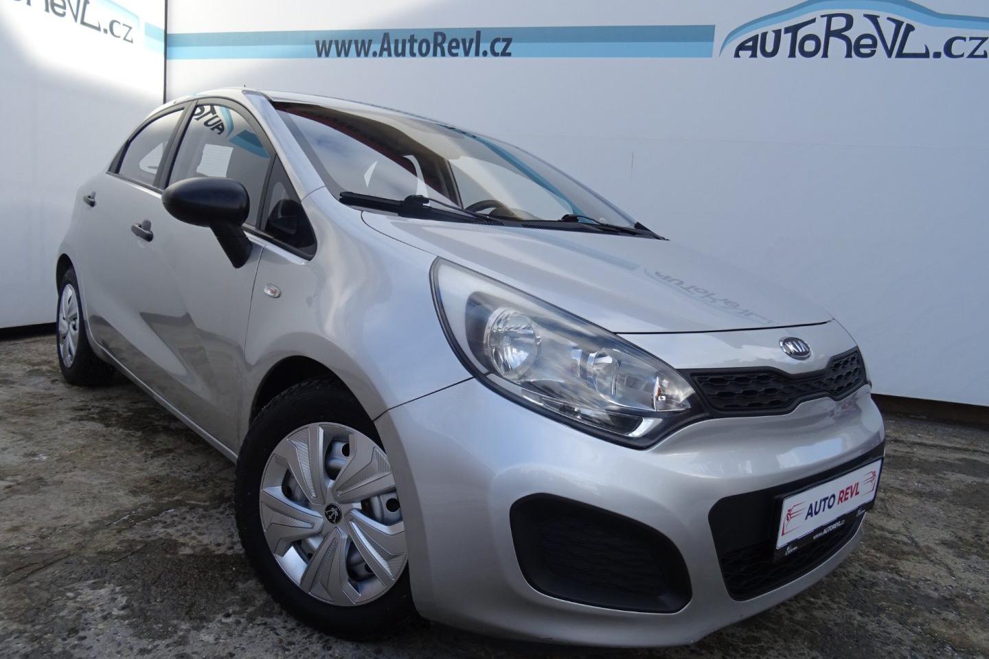 Kia Rio 1.2i,62kW,1majČR,s.kniha