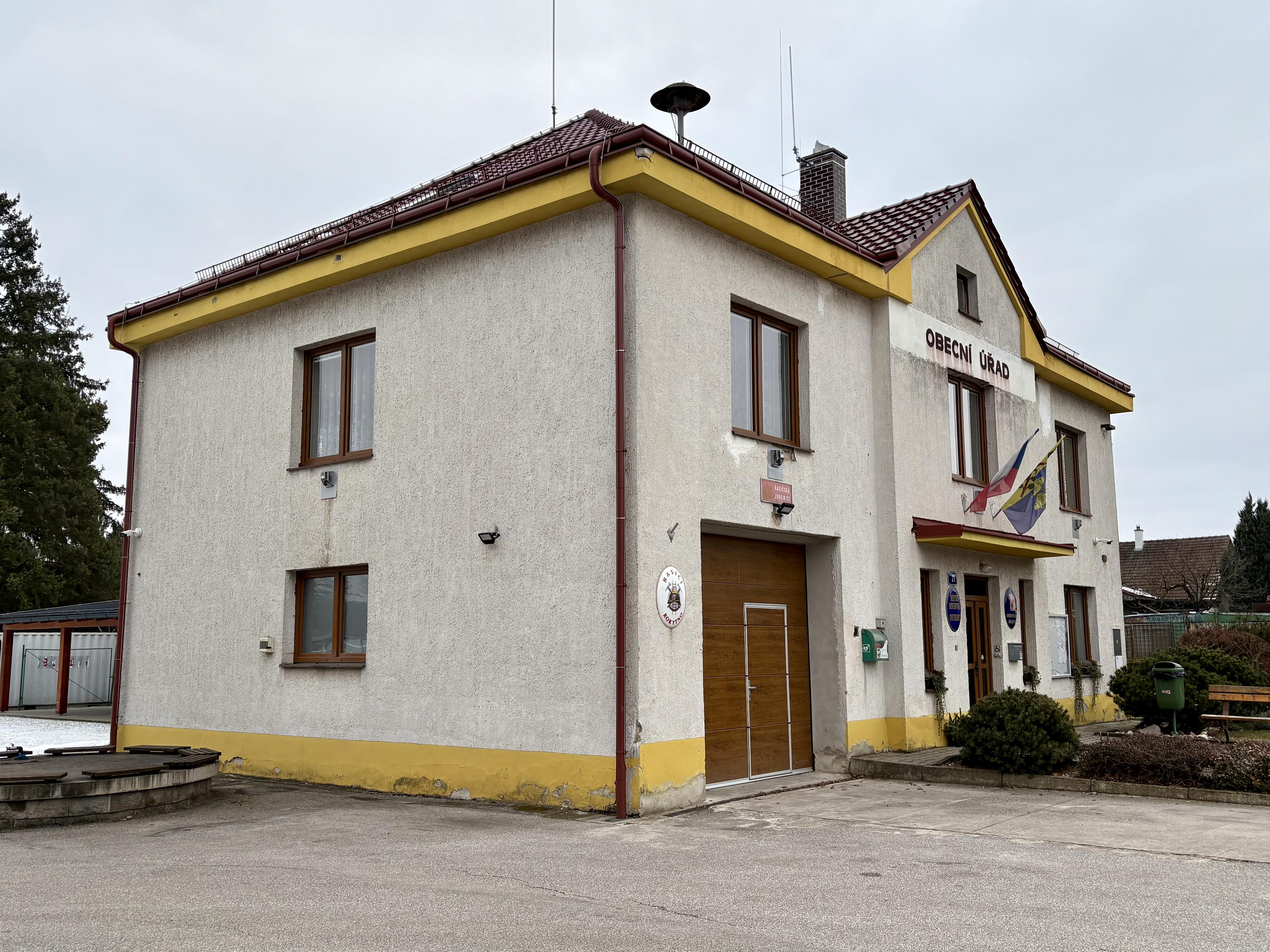 Rokytno - obecní úřad foto 2