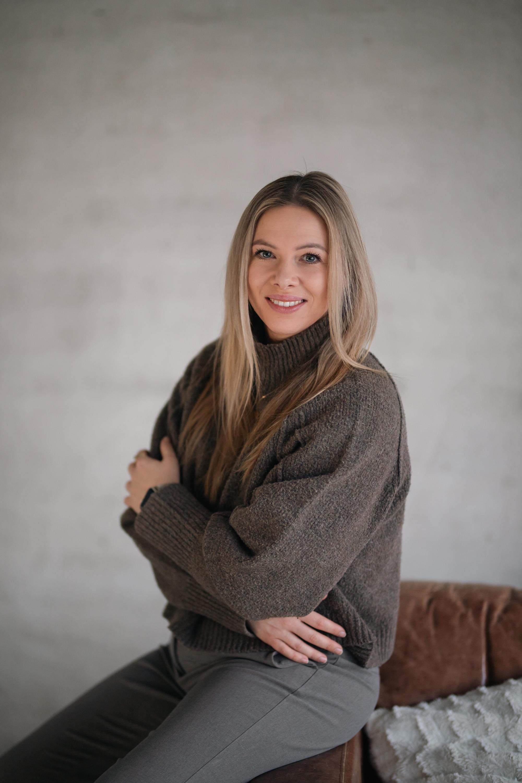 Aneta Stuchlíková realitní makléřka RE/MAX Meloun foto 3