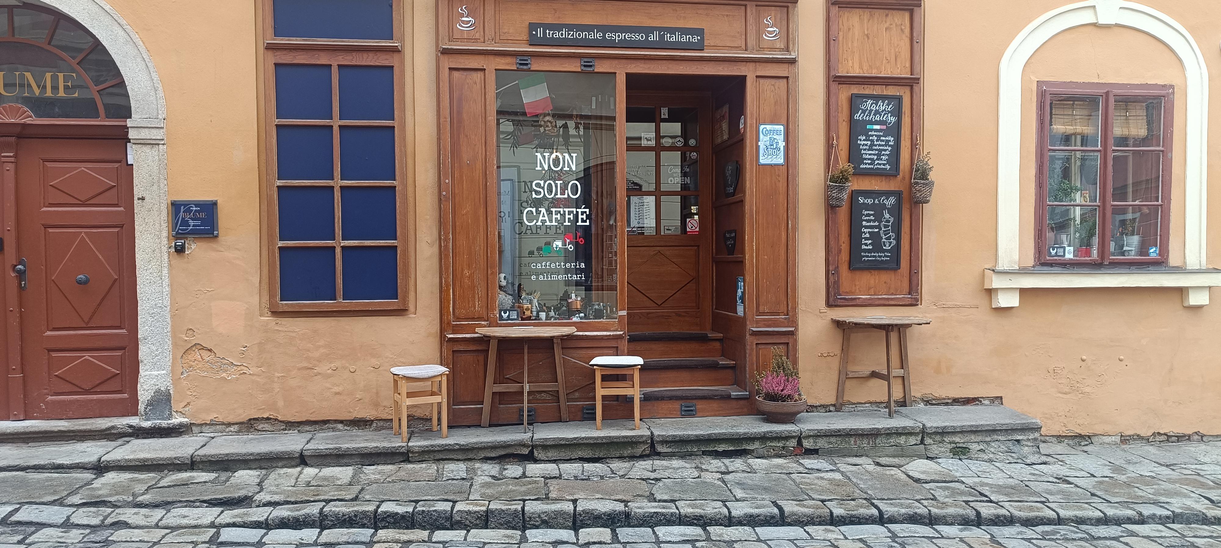Kavárna Nonsolocaffé foto 4