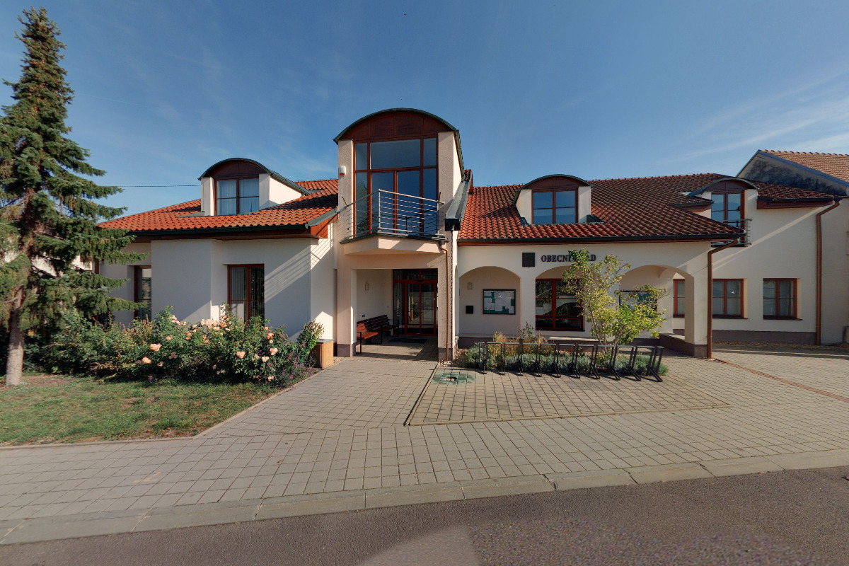 Dolní Dunajovice - obecní úřad foto 2