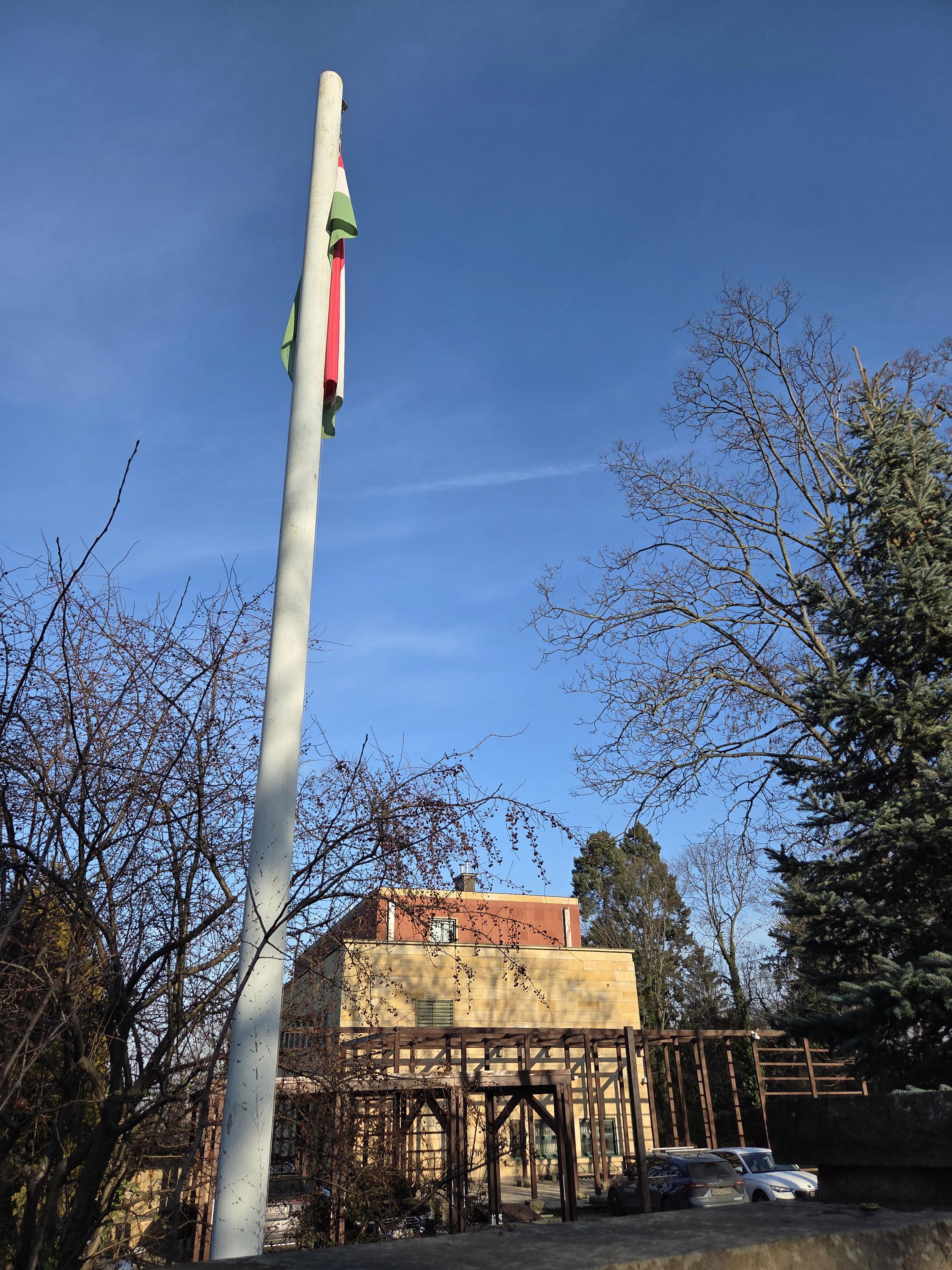 Maďarsko - Velvyslanectví Maďarské republiky foto 5