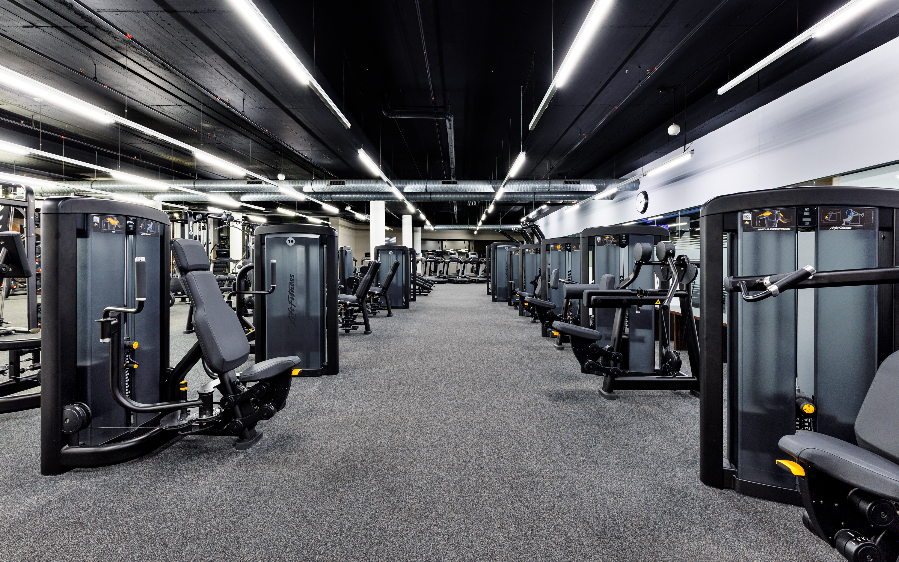 Max Fitness Slovany foto 6