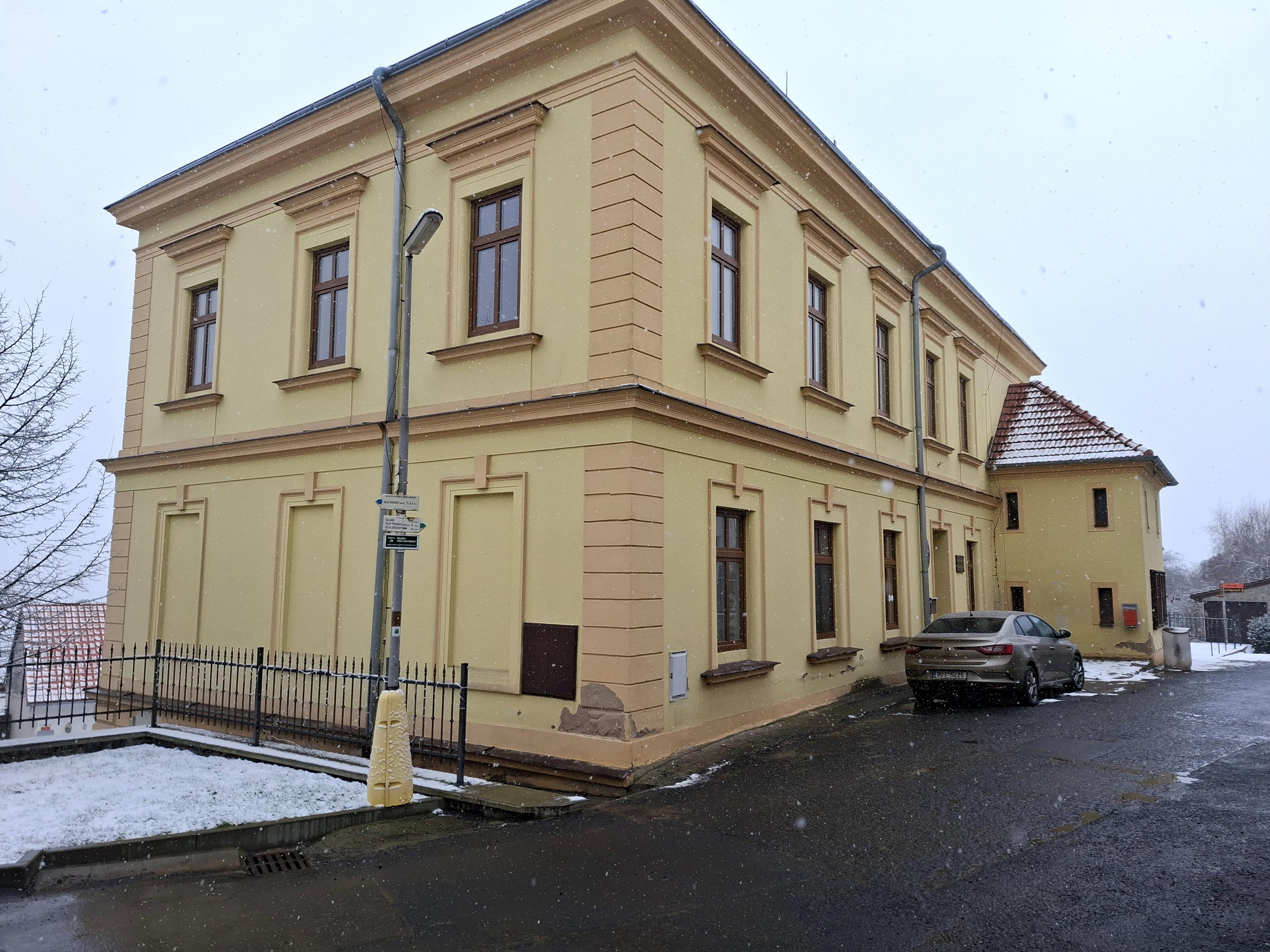 Kamýk - obecní úřad foto 5